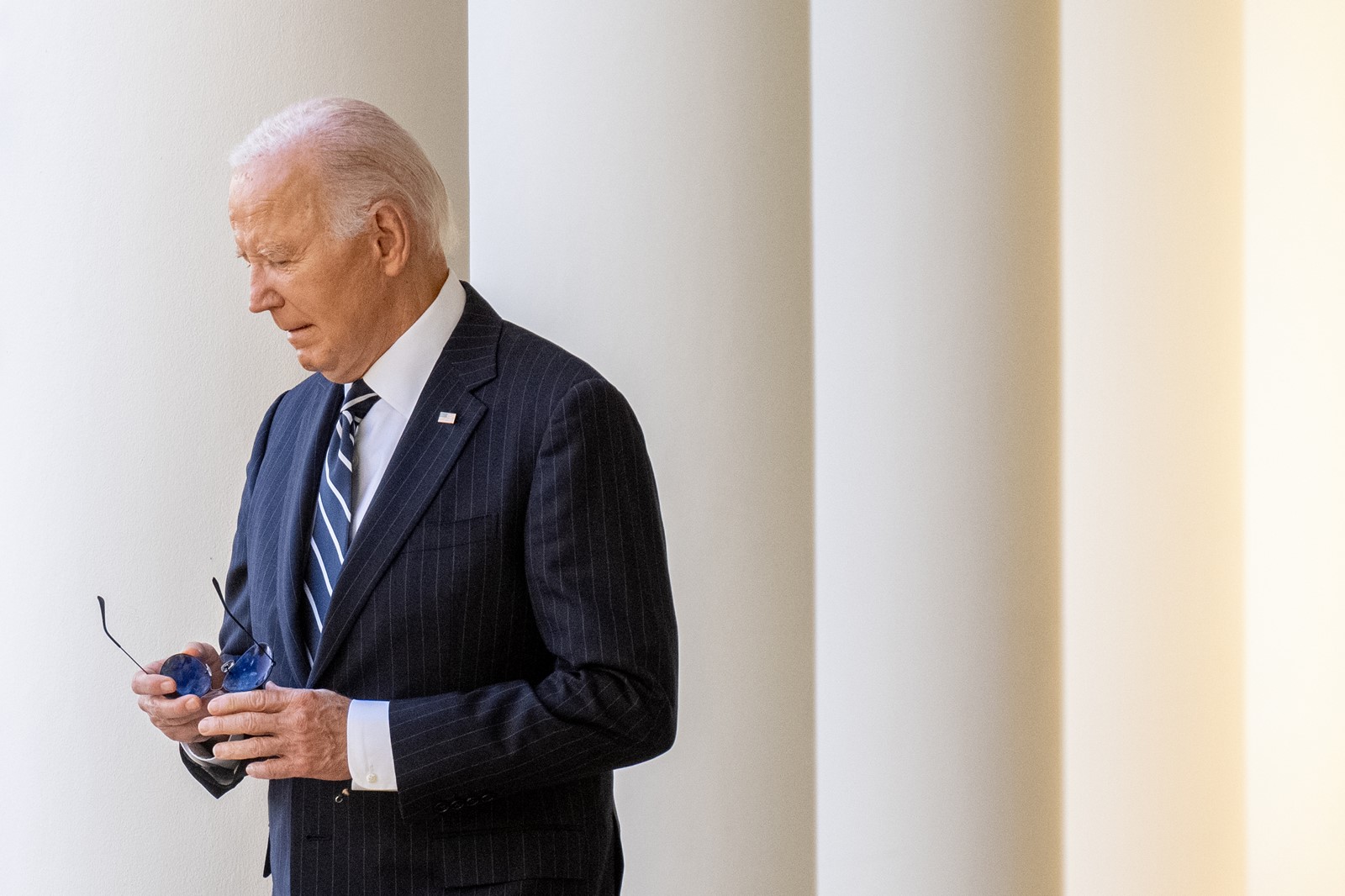 CT_IC_1051021833_1051055676_008-1205_ctc-l-biden-white-house.jpg