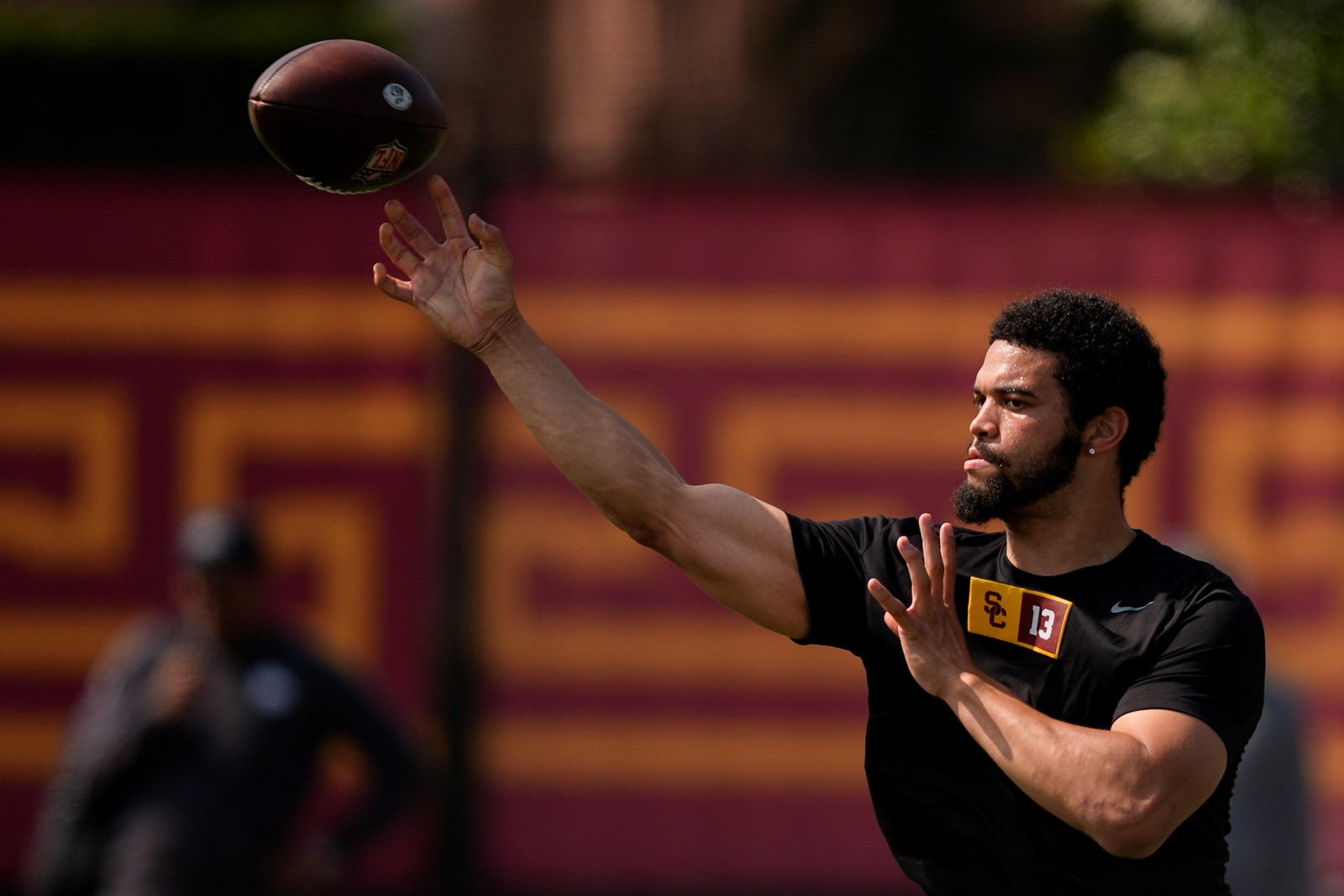 CT_IC_1044279574_1044293931_010-0422_CTC-USC-Pro-Day-Football_185726134.jpg