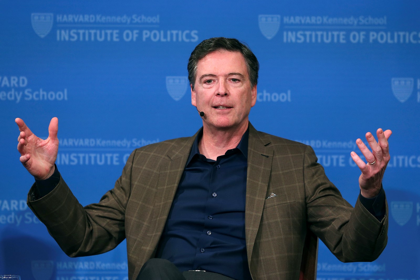 CT_IC_1055785987_1055863962_006-0518_Comey_Trump_Post_76023--ff2ad.jpg
