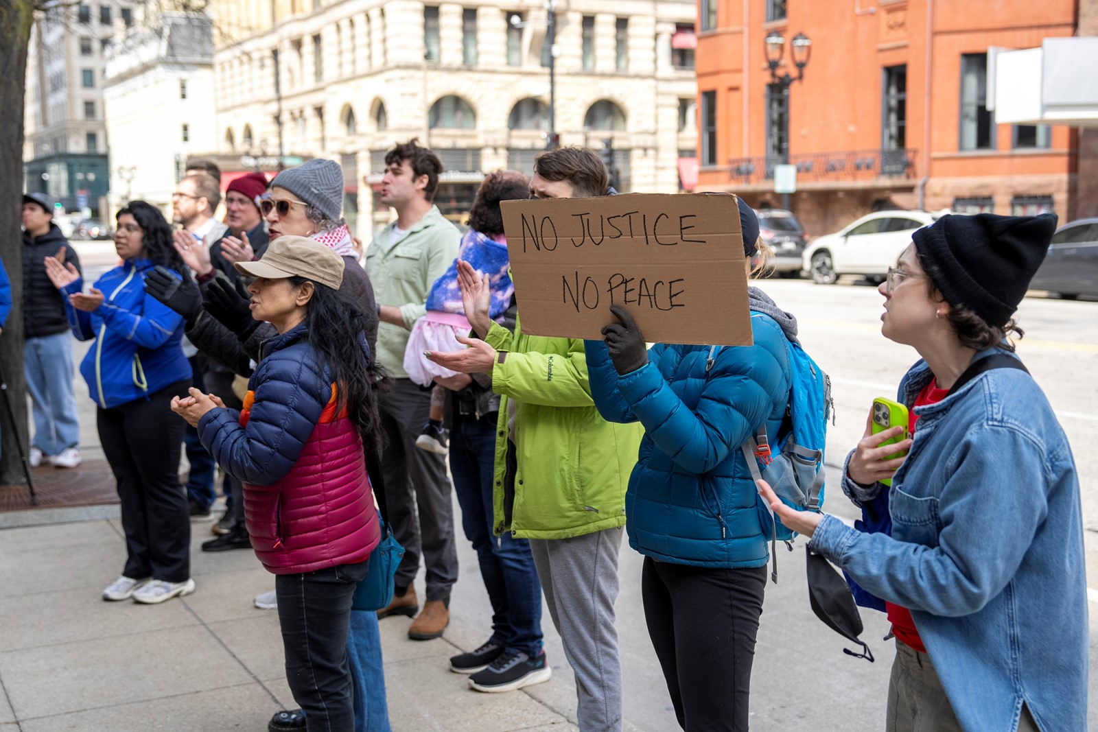 CT_IC_1055137542_1055147503_004-0427_Immigration_Judge_Arrested_04408--4897f.jpg