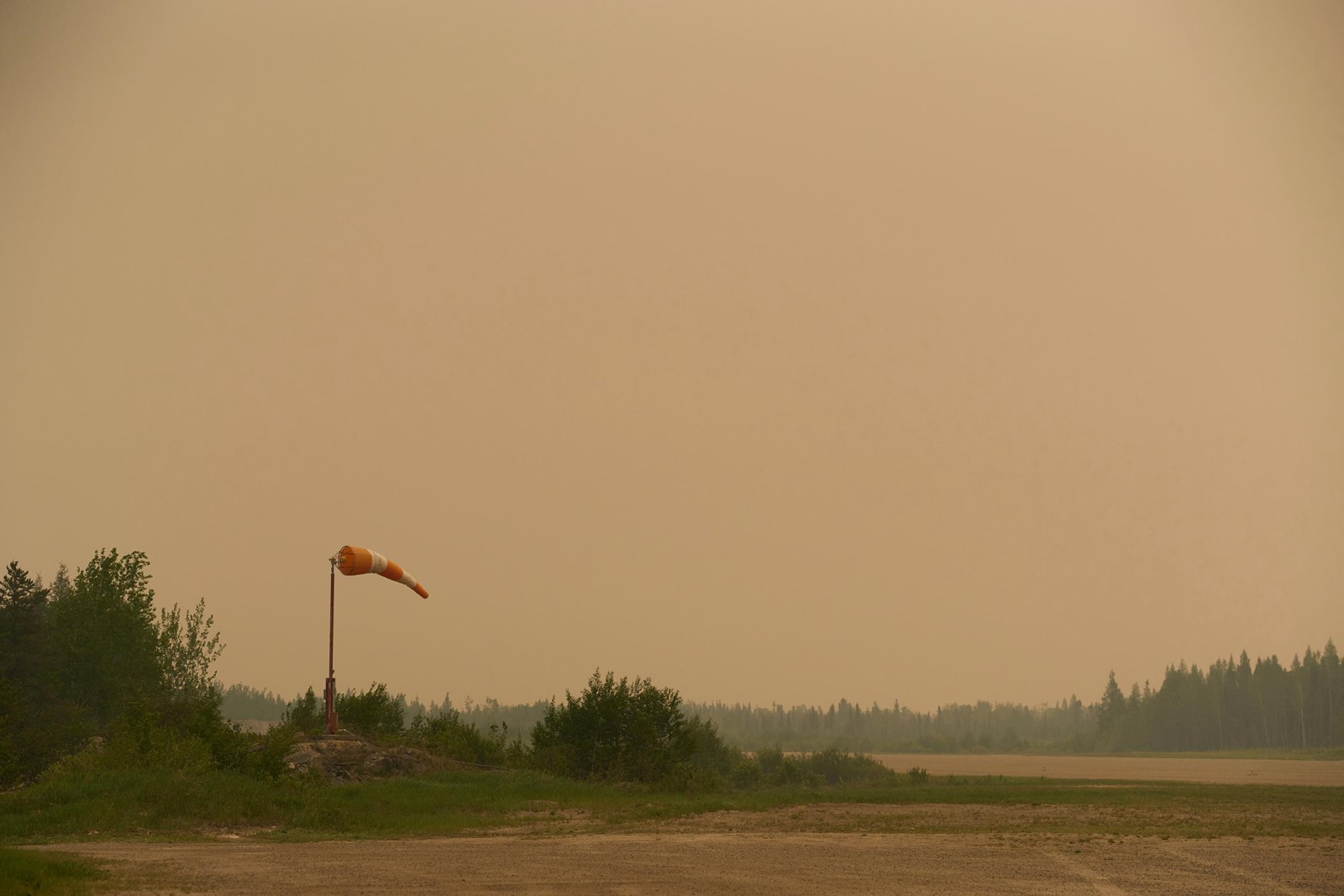 CT_IC_1057690252_1057725320_001-0716_Canada_Wildfires_14925.jpg