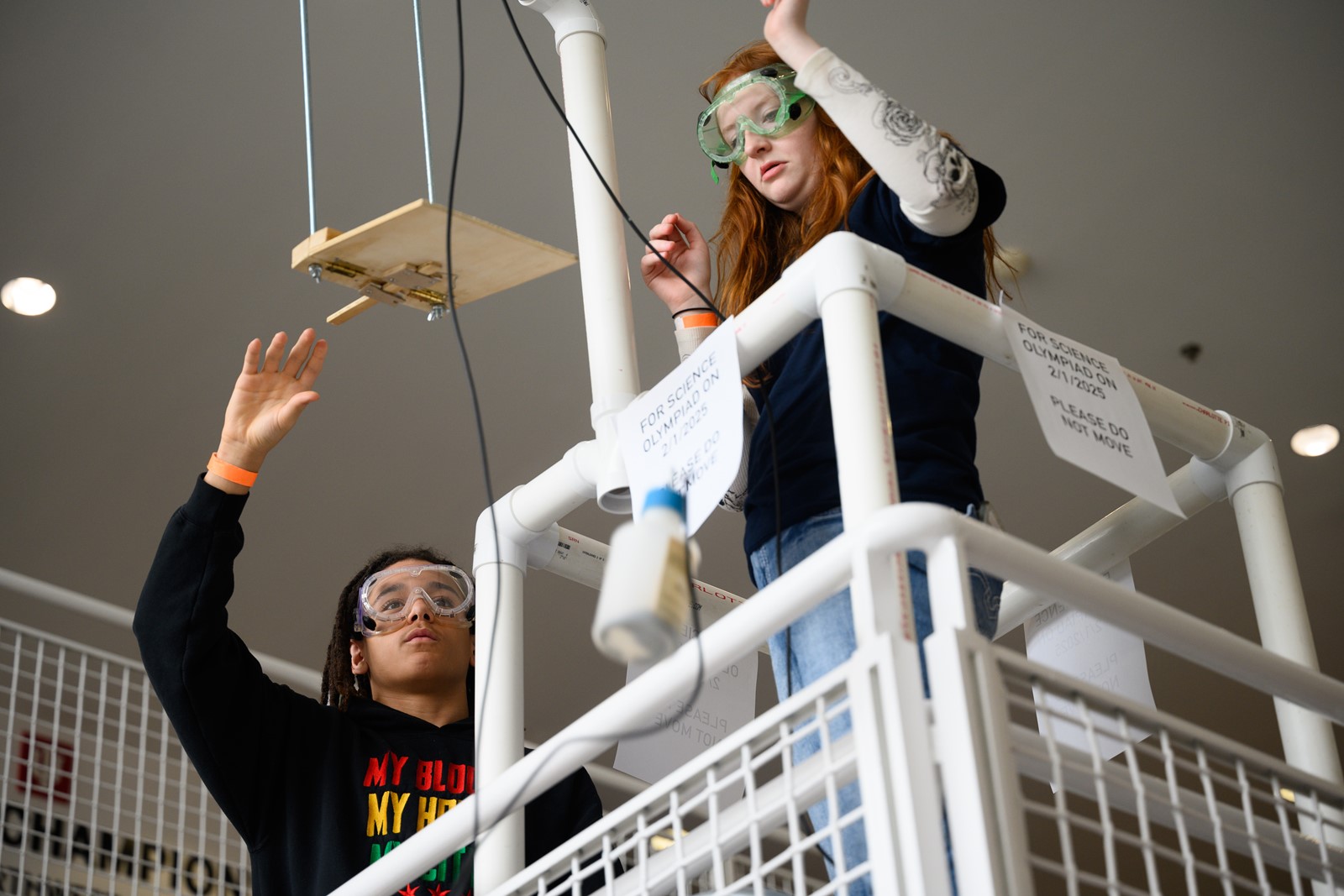CT_IC_1052626572_1052709775_001-0204_PTB-L-SCI-OLY-0201-2.jpg