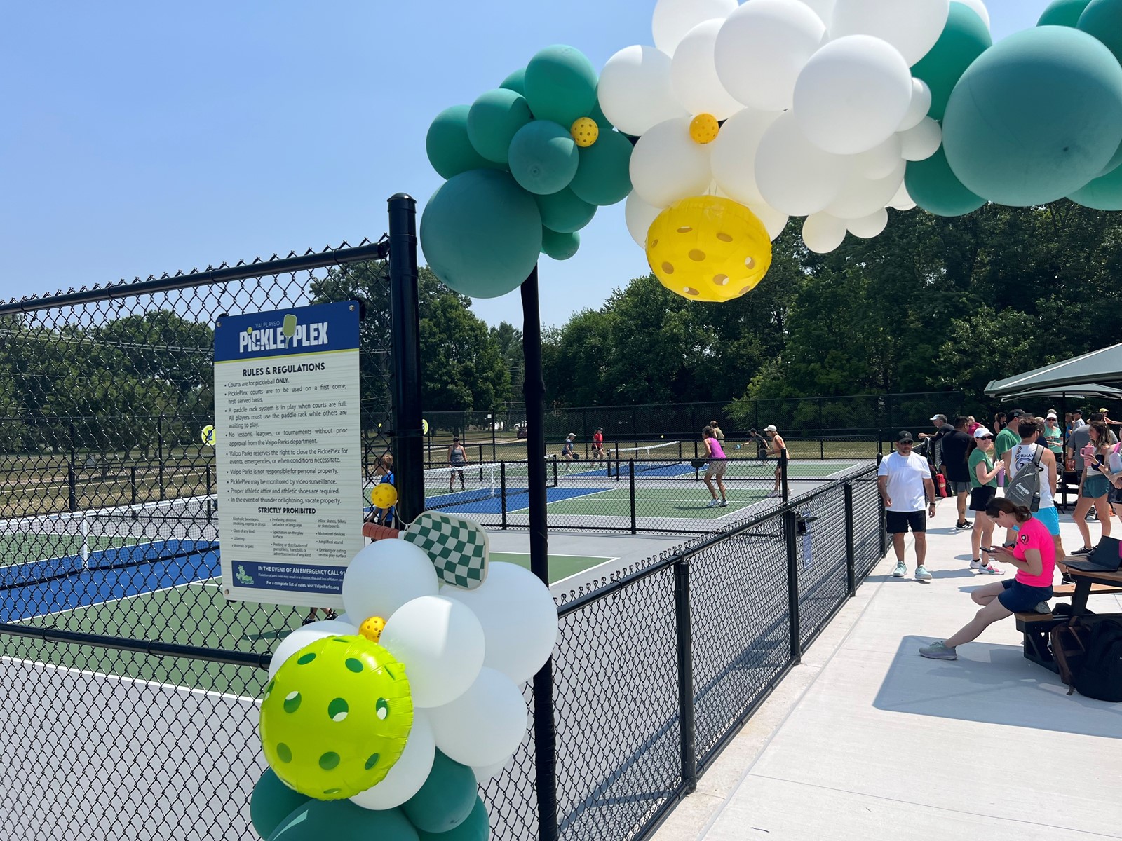 CT_IC_1057607761_1057696725_003-0715_PTB-L-V-PICKLEBALL-0715-03.jpg