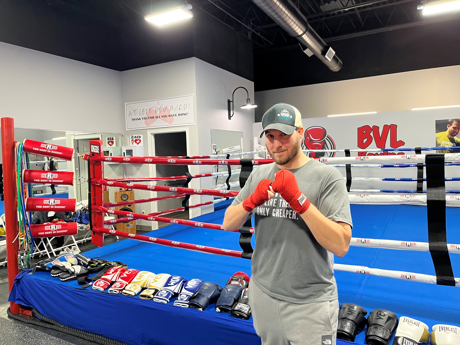 CT_IC_1052584823_1052597084_003-0201_STA-L-bvl-boxing-opens-0131-02#1.jpg