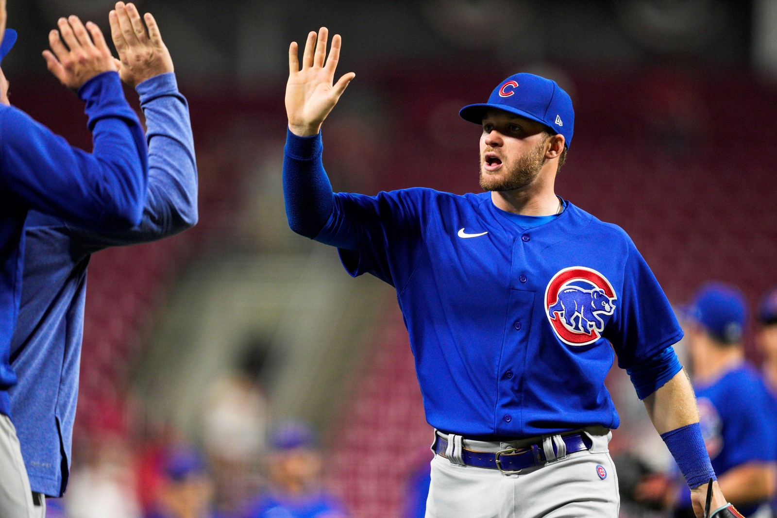CT_IC_1033764898_1033773658_014-0407_-cubs-cincinnati-reds-rain.jpg