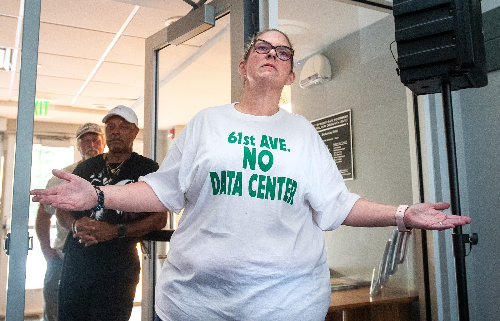 CT_IC_1057690252_1057723682_001-0716_PTB-L-HOB-DATA-CENTER-0714-1.jpg