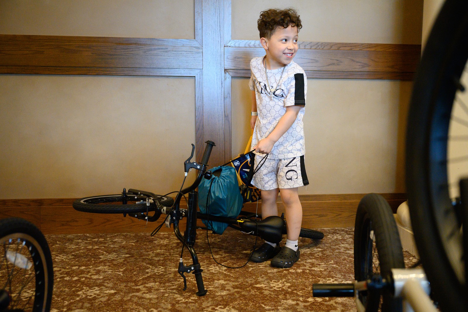CT_IC_1055137543_1055140837_003-0426_PTB-L-BG-CLUB-BIKES-0424-1.jpg