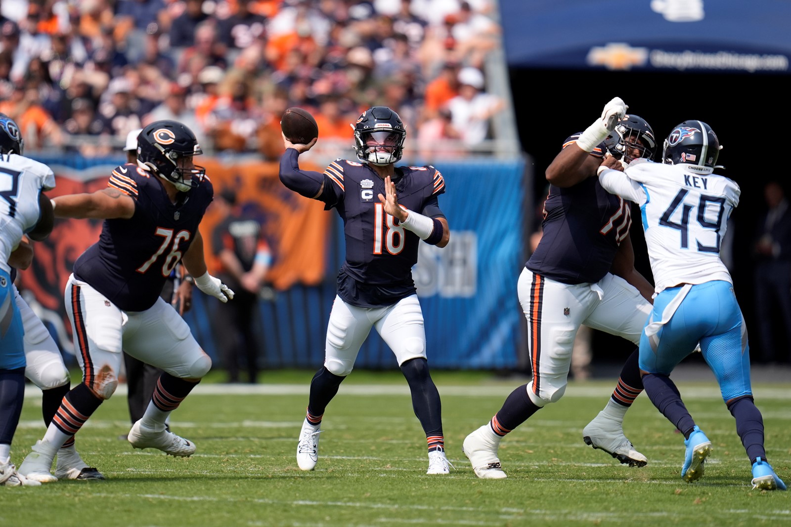 CT_IC_1048445500_1048513841_010-0909_Titans_Bears_Football_33831--21c03.jpg