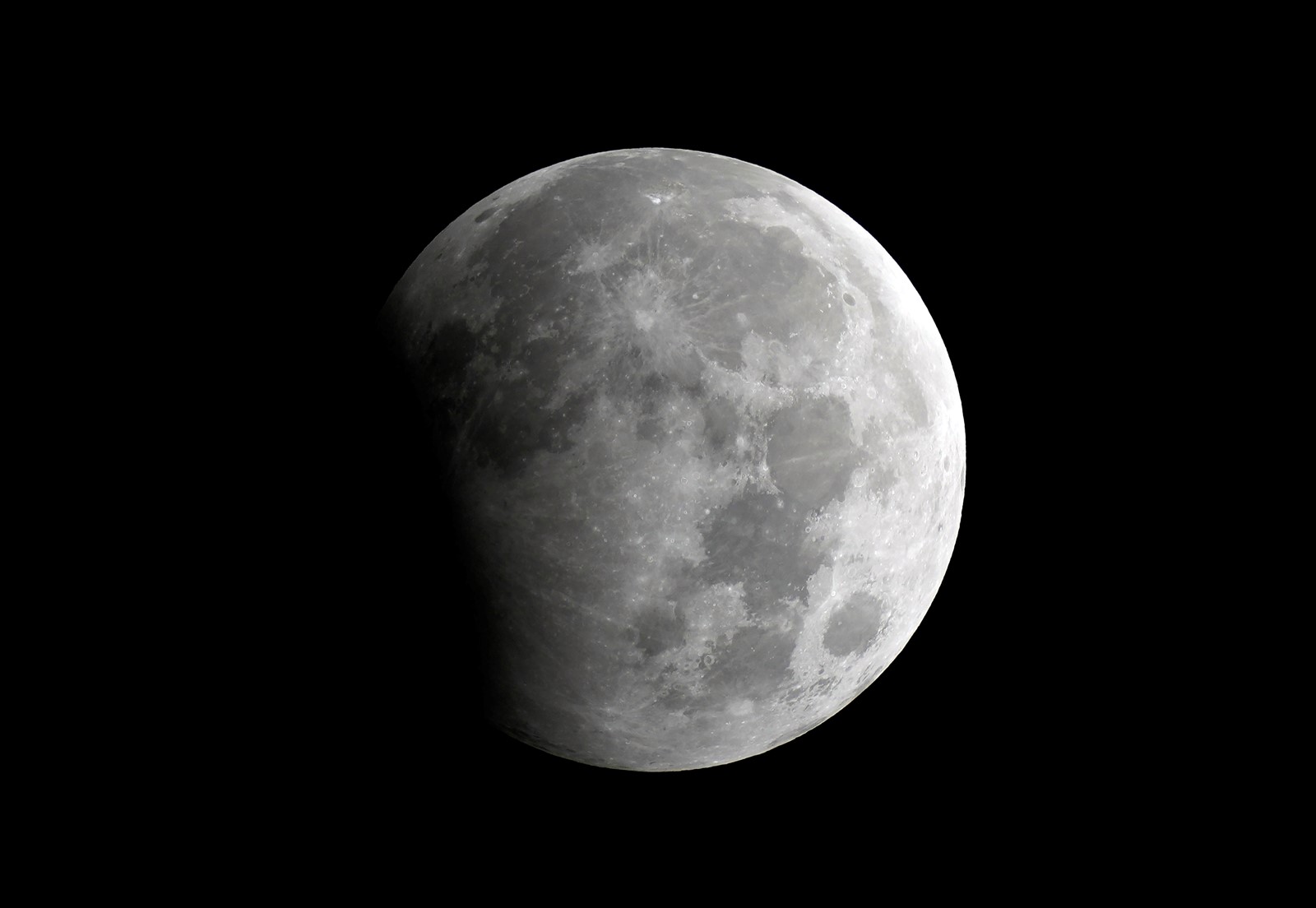 CT_IC_1048616906_1048684957_004-0915_Lunar_Eclipse_72670--a4c24.jpg