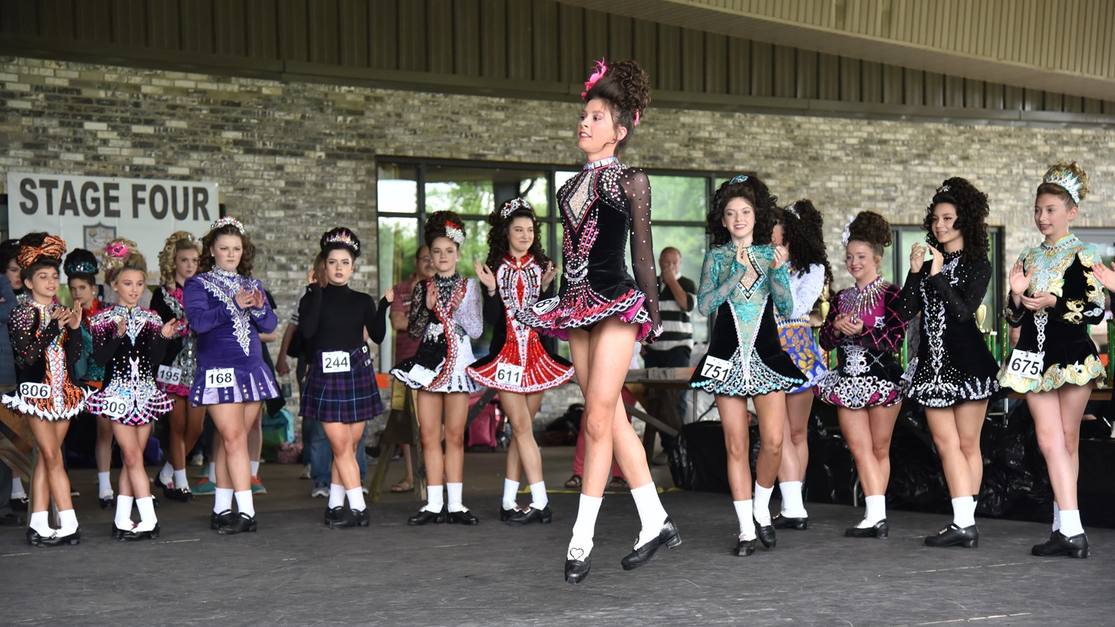 CT_IC_1045236680_1045029198_009-0524_sta-l-WBOX-chicago-feis-0524-01.jpg