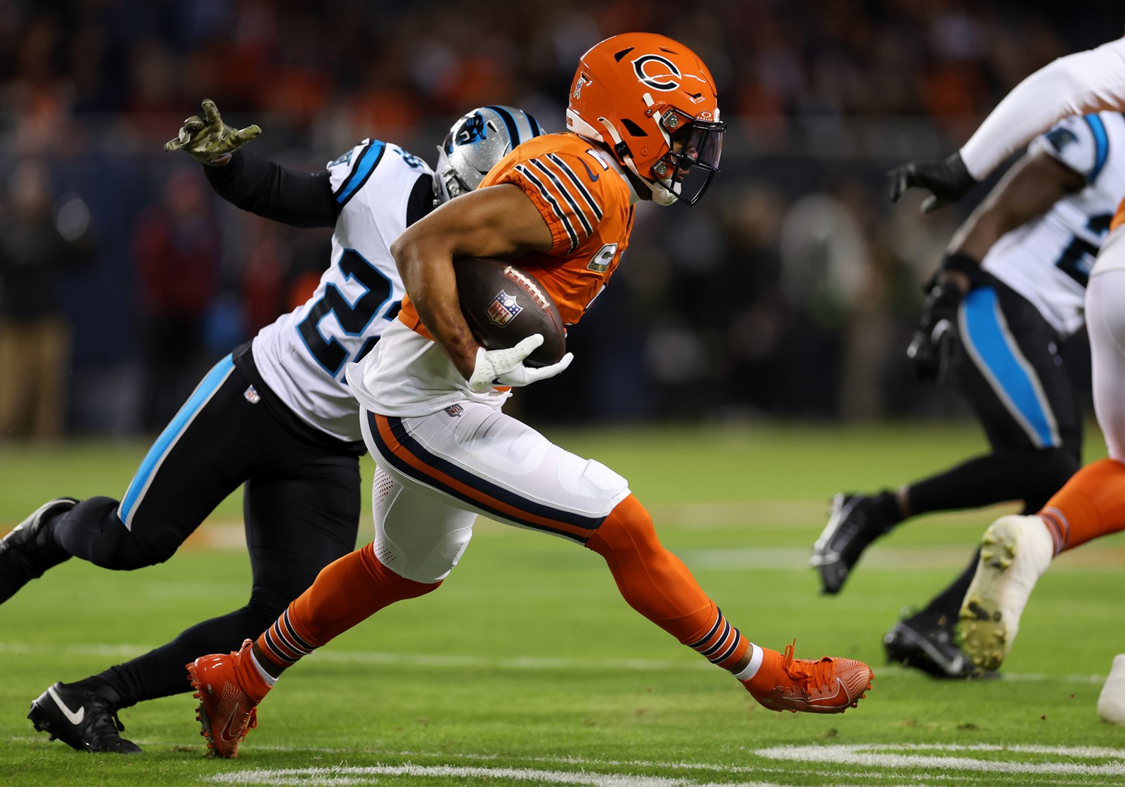 CT_IC_1039945417_1039983620_017-1112_s-donta-foreman-dj-moore_4.jpg