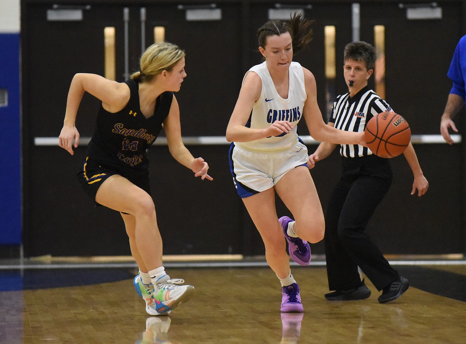 CT_IC_1041334211_1041387132_014-0107_a-gbk-sndbrg-lwe-st-0107_3.jpg