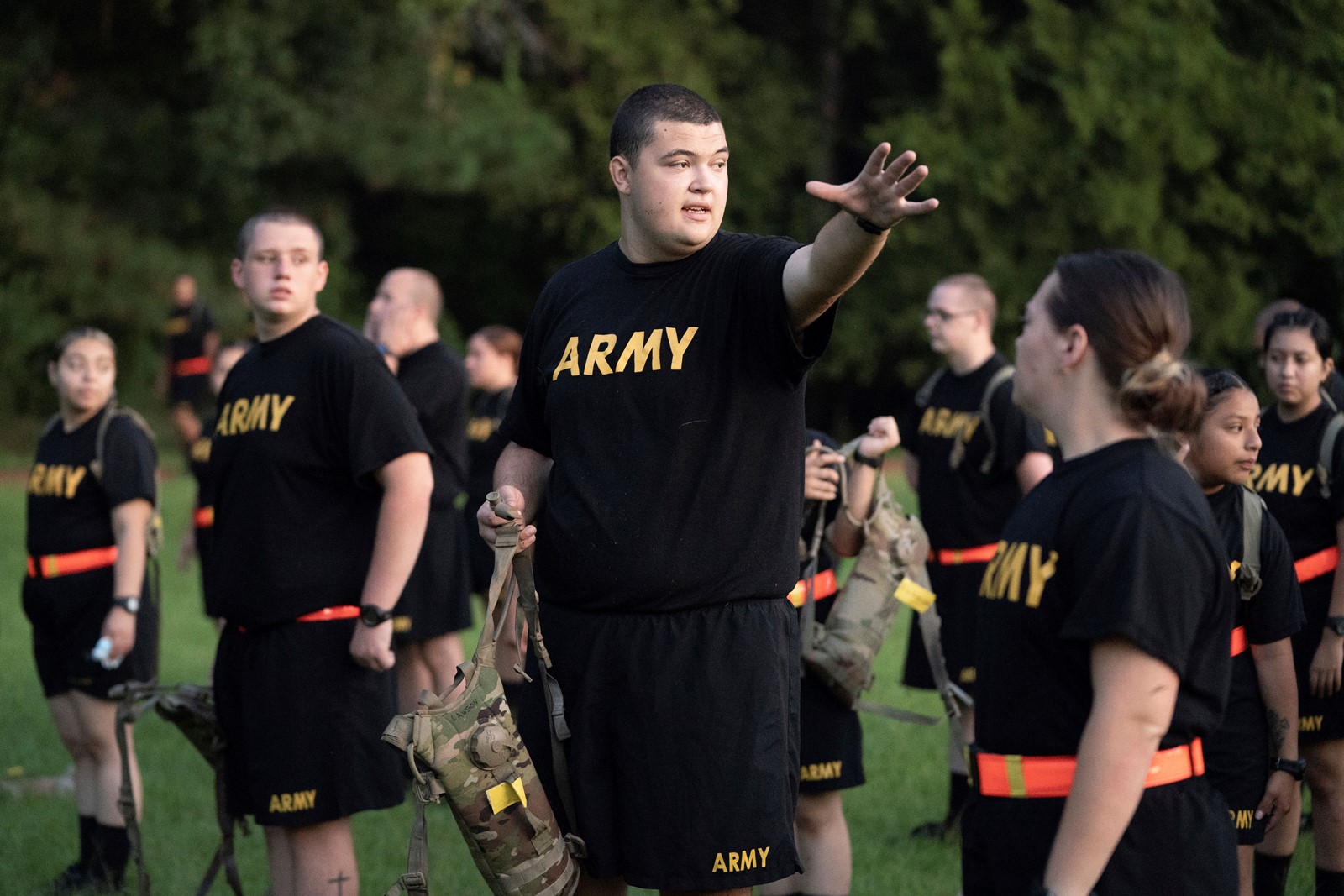CT_IC_1047326792_1047411805_006-0804_Army_Training_Recruits_30698--44a04.jpg
