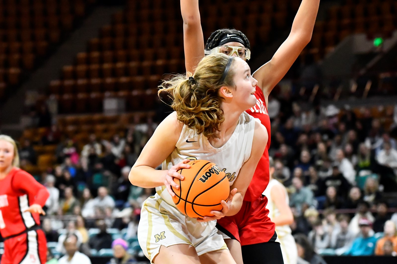 BCC-L-MonarchGirls-3-4-2023-01_1060226010.jpg