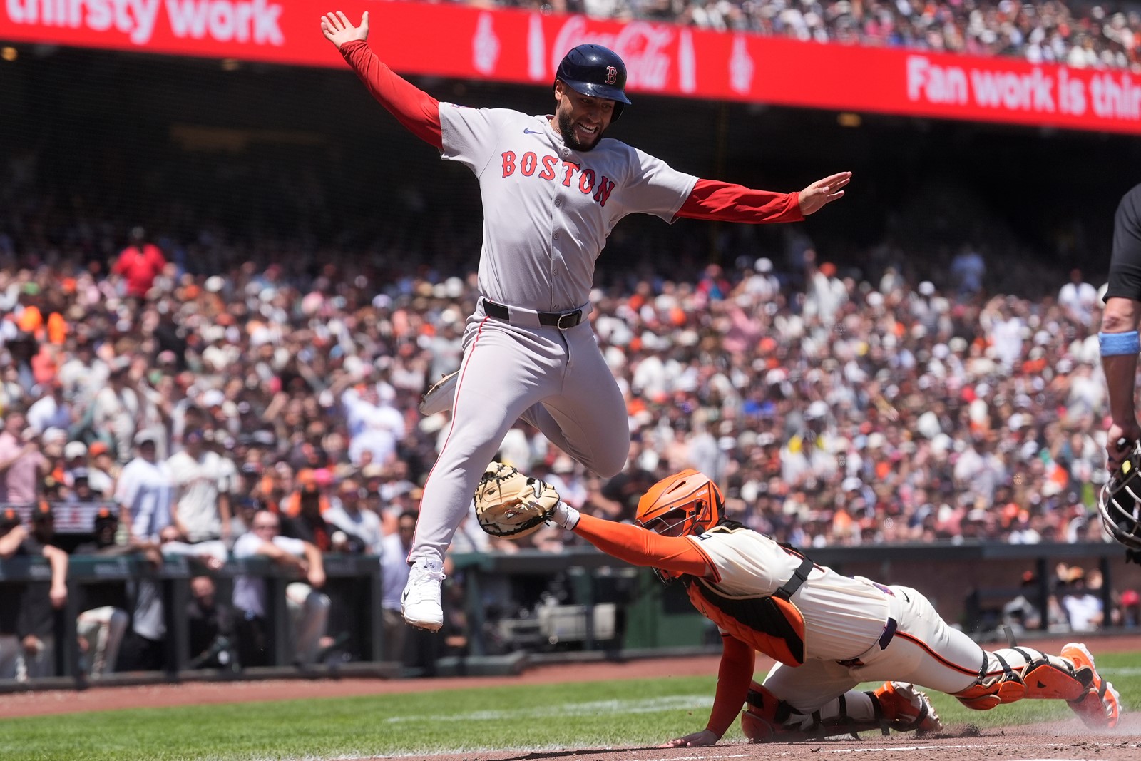 0622_NWS_APTOPIX-Red-Sox-Giants-Baseball_230672788_1094553094.jpg