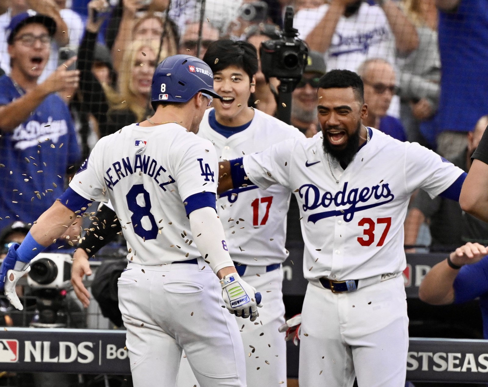 1011_NWS_LDN-L-DODGERS-1012-KB18_1085124786.jpg