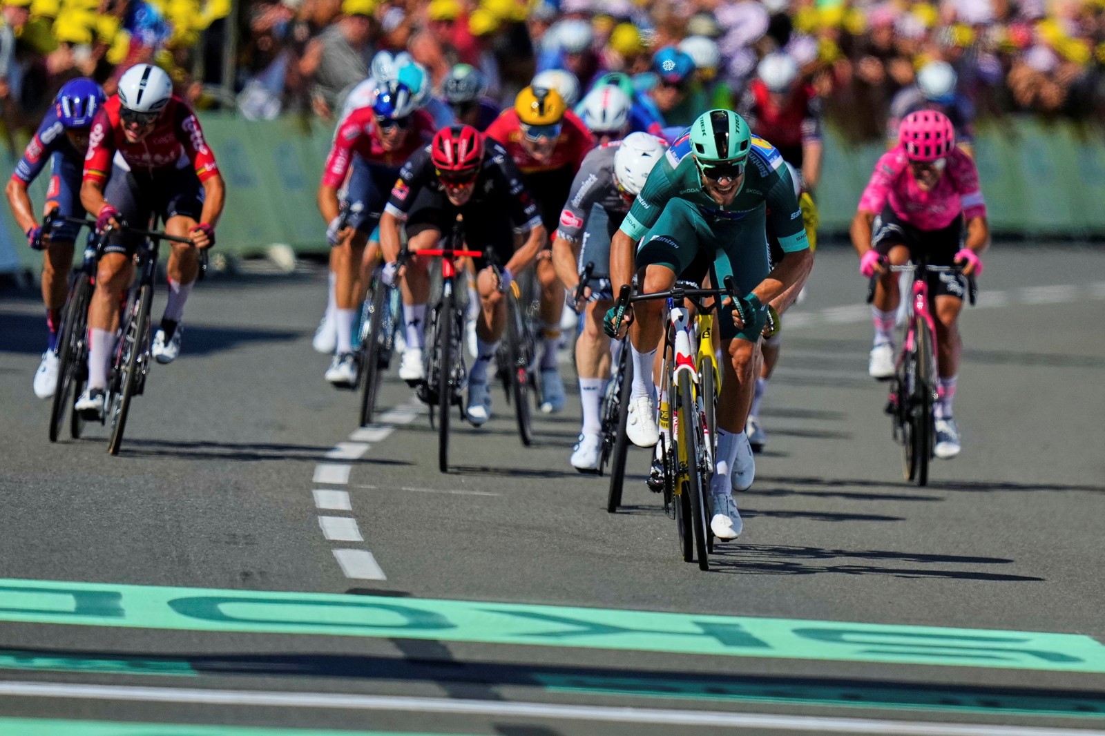 Cycling_Tour_de_France_74380--3d577_1095271848.jpg