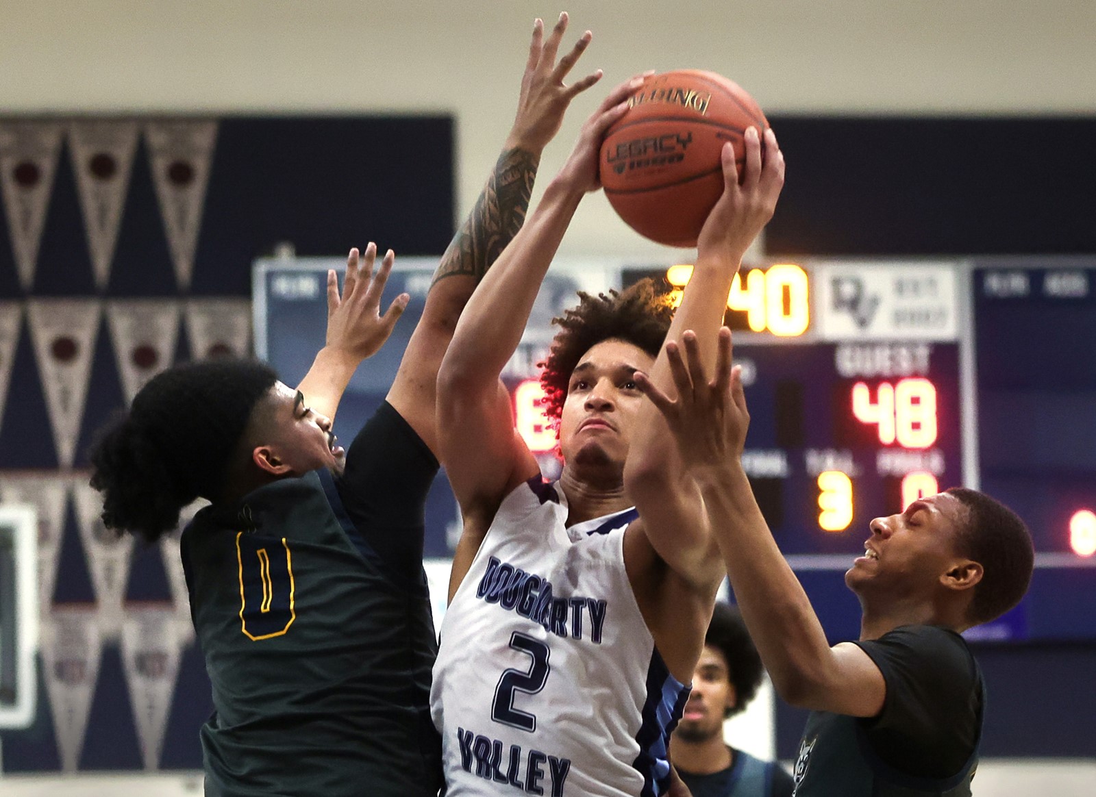 0222_NWS_BNG-L-DVHOOPS-0221-2-2_220138758_1090078901.jpg