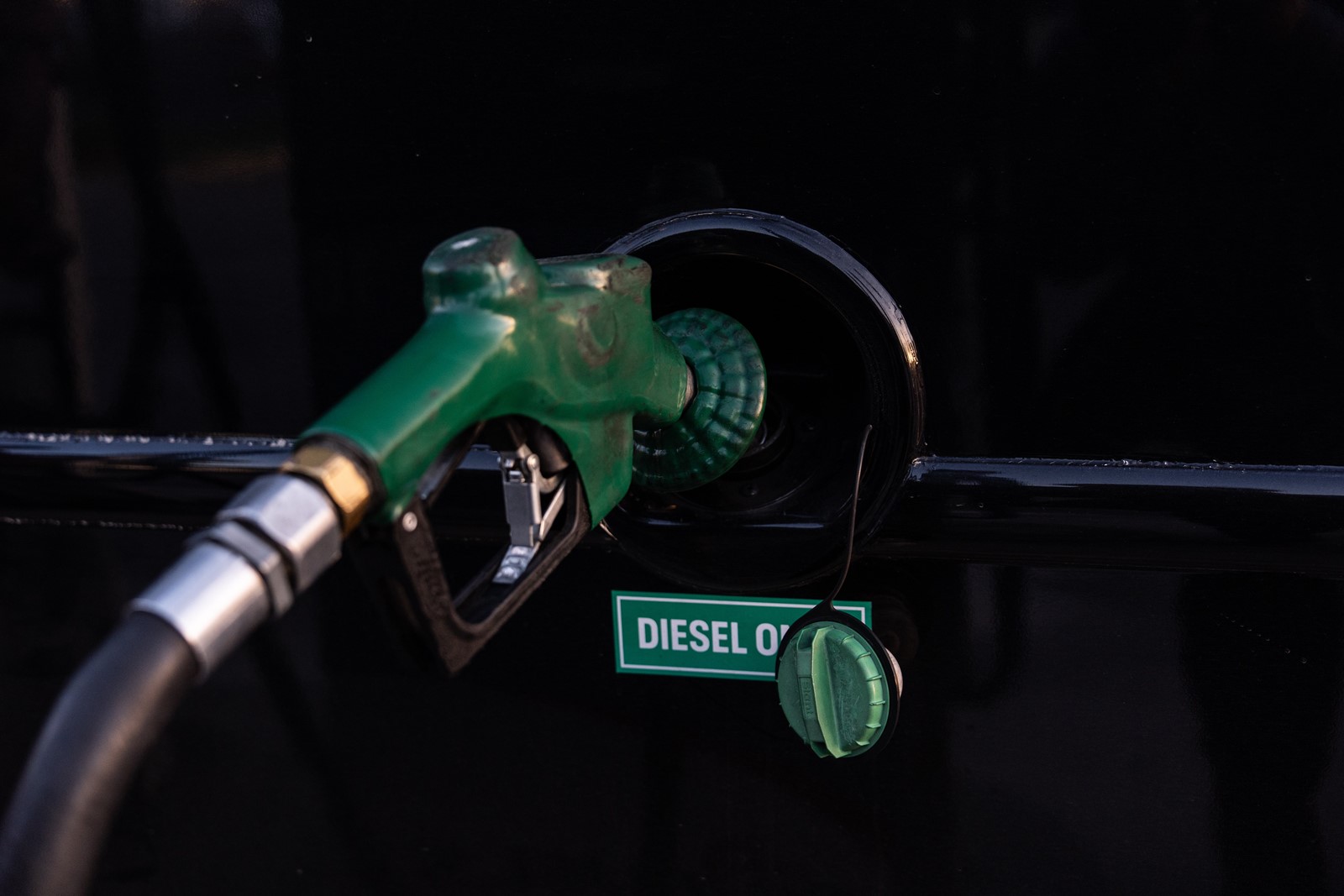 US_Gas_Prices_35683--b084a_1110486769.jpg