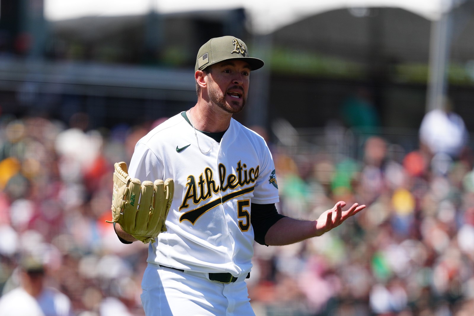 Giants_Athletics_Baseball_77512--f7fa8_1106763183.jpg