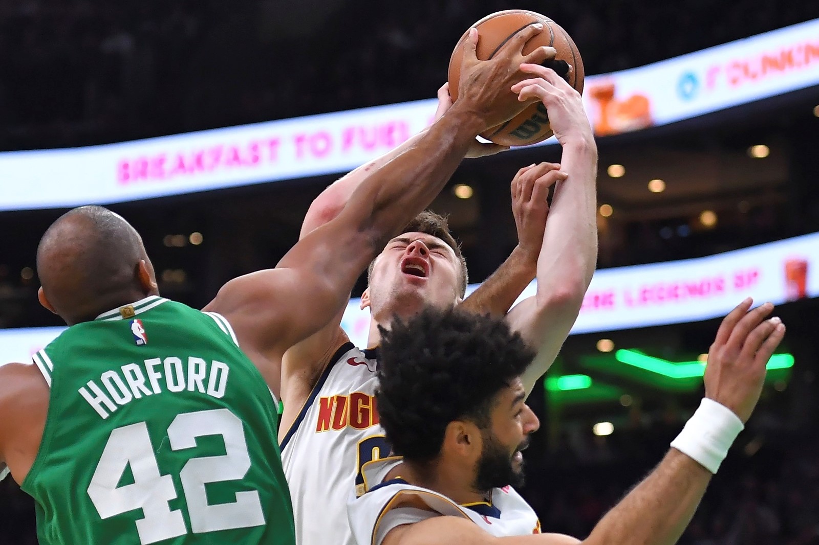 Nuggets_Celtics_Basketball_87832--705bb_1090384383.jpg
