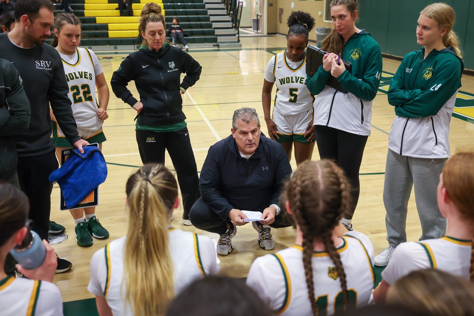 0209_NWS_BNG-L-SRVHOOPS-0131-8-2_218675404_1089611022.jpg