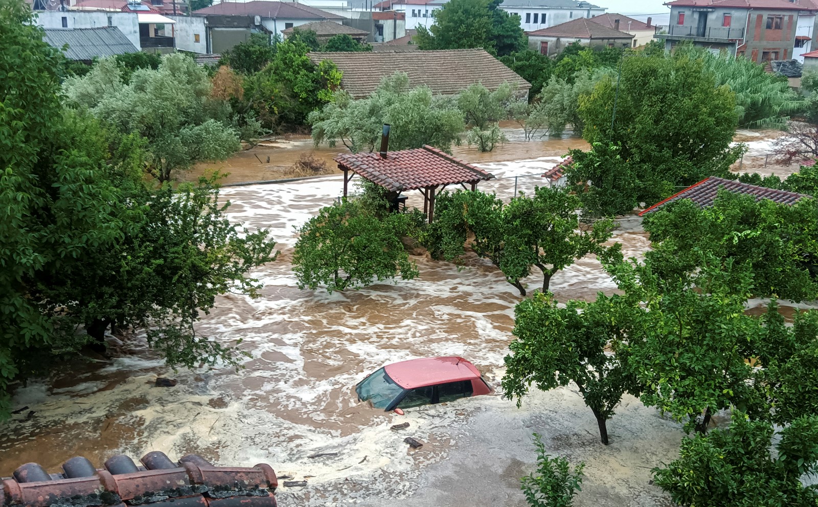 Greece_Extreme_Weather_04484--120fd_1066904480.jpg