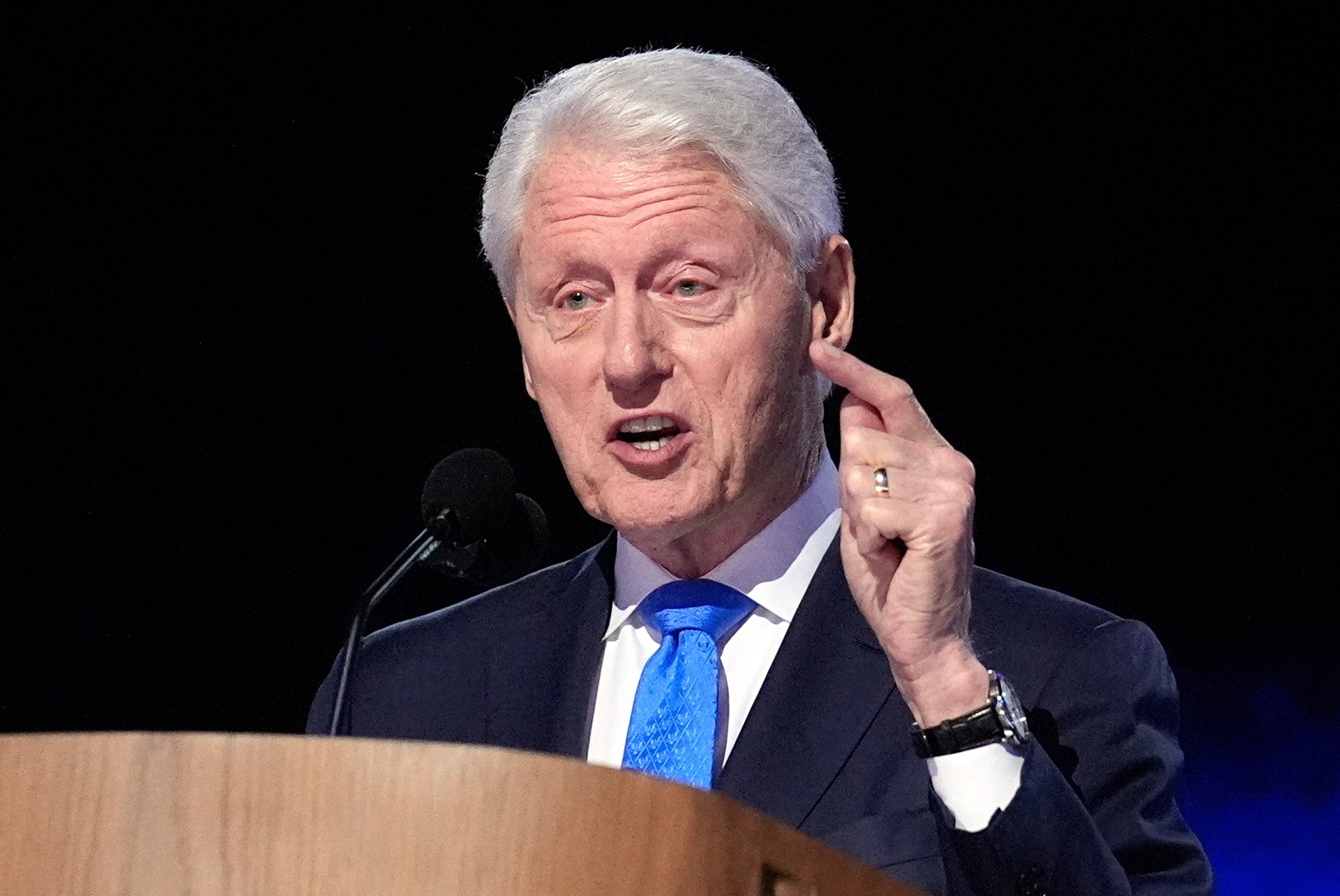 SJM-Z-BILLCLINTON-0228-1_1103831841.jpg