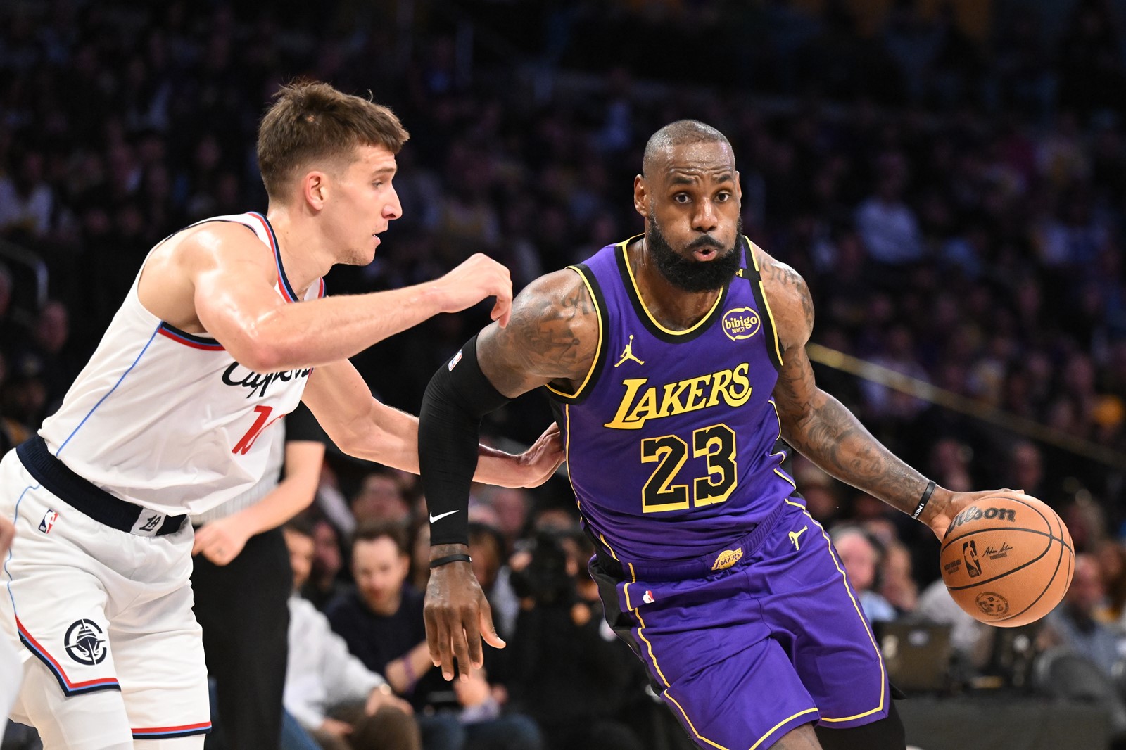 0228_NWS_LDN-L-CLIPPERS-LAKERS-0301-DC-13_1090326099.jpg