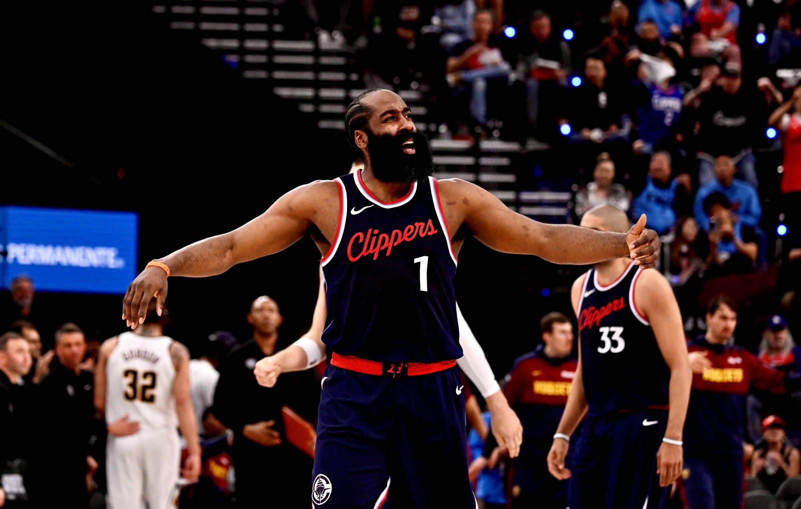 0501_NWS_LDN-L-CLIPPERS-0502-KB26_1092627585.jpg