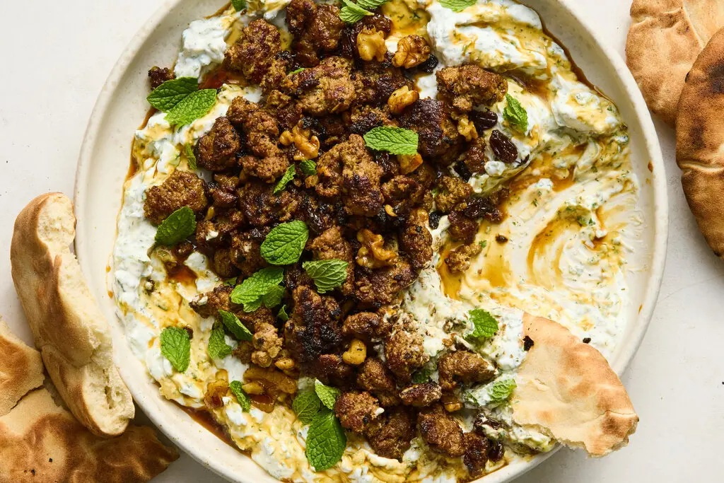 1215_NWS_TDP-Z-FE17ZI-Smashed-Beef-Kebab-with-Cucumber-Yogurt-kjqm-jumbo_1101049927.jpg