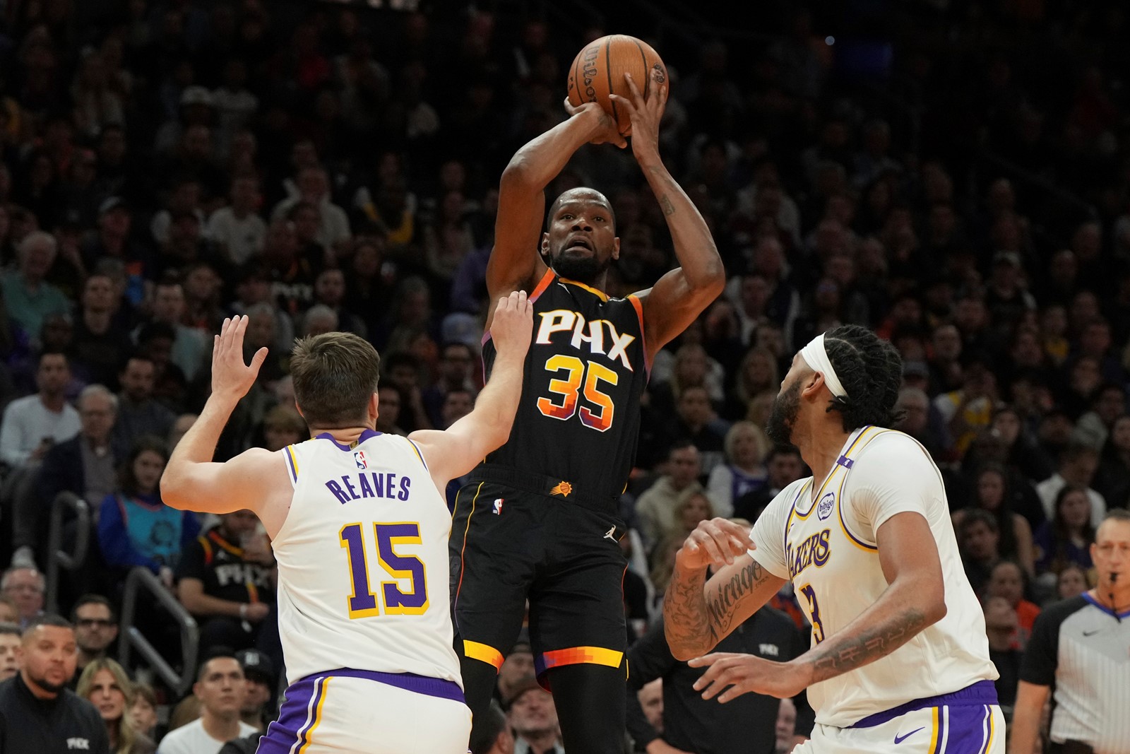 Lakers_Suns_Basketball_77313--52bfe_1086991024.jpg