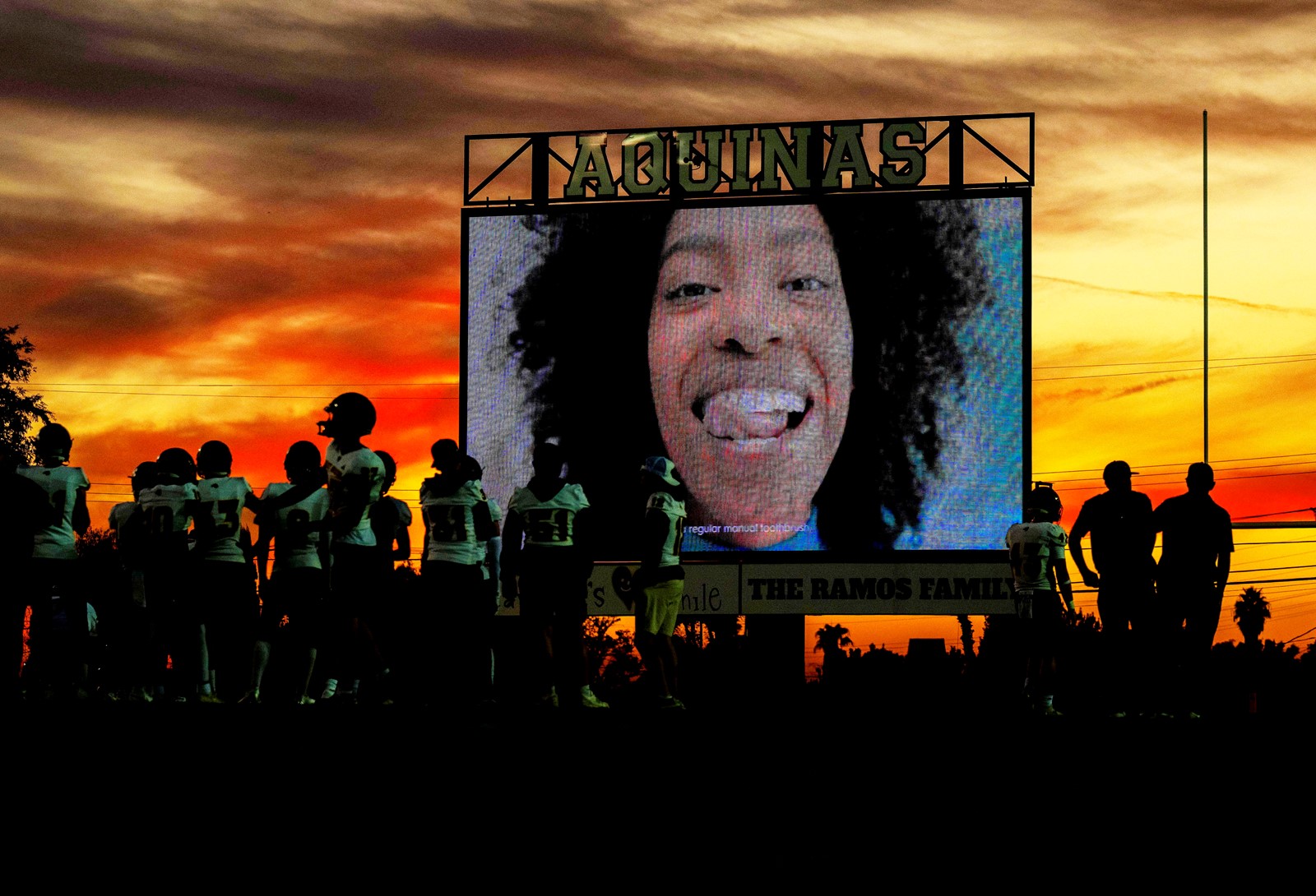 1101_NWS_SBS-L-SUNSET-1102-02-TP_1085977813.jpg