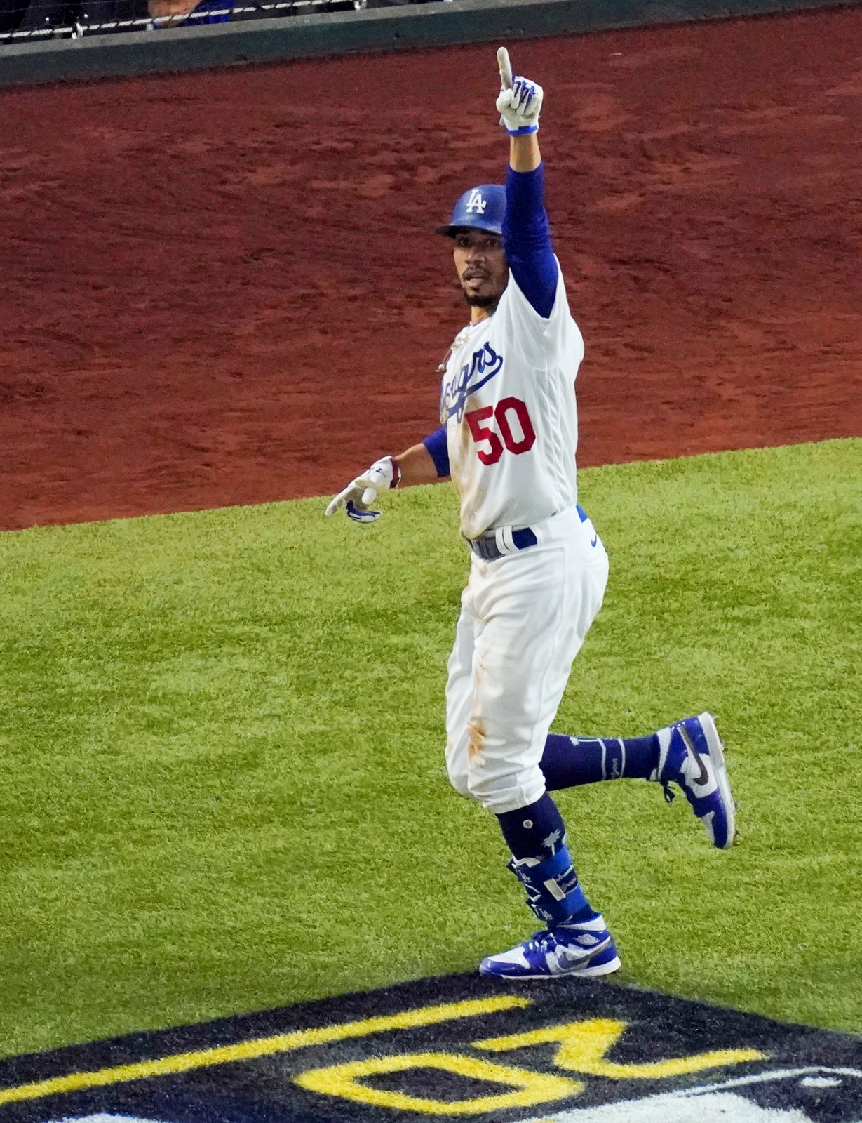 world_series_rays_dodgers_baseball_74150_jpg_1e4d7_2_1095023172.jpg