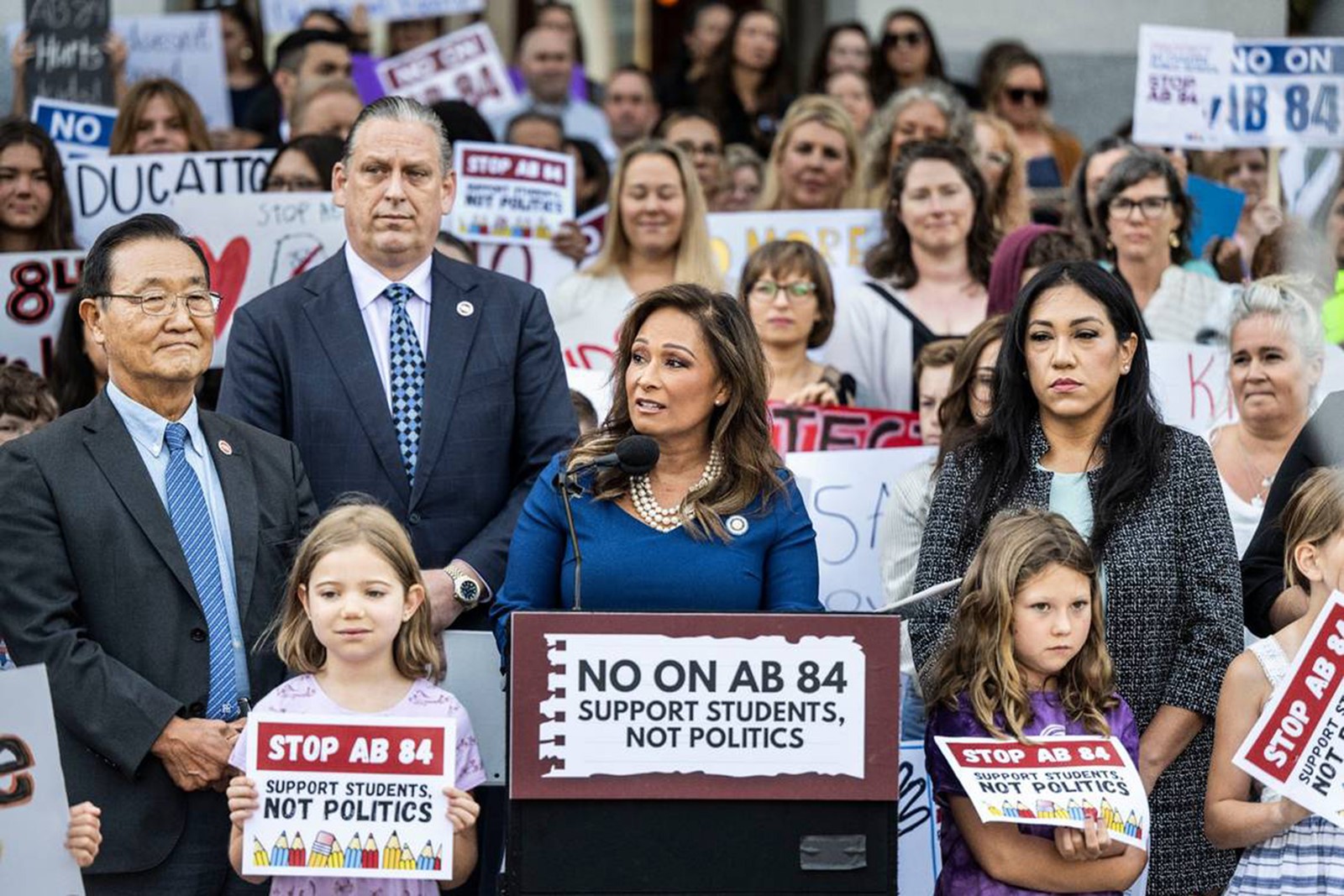 202507171915MCT_____PHOTO____US-NEWS-CALIF-CHARTER-SCHOOLS-1-SA_1095440315.jpg