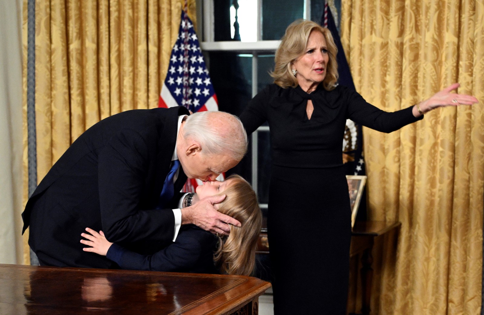 Biden_18195--a6489_1088670445.jpg