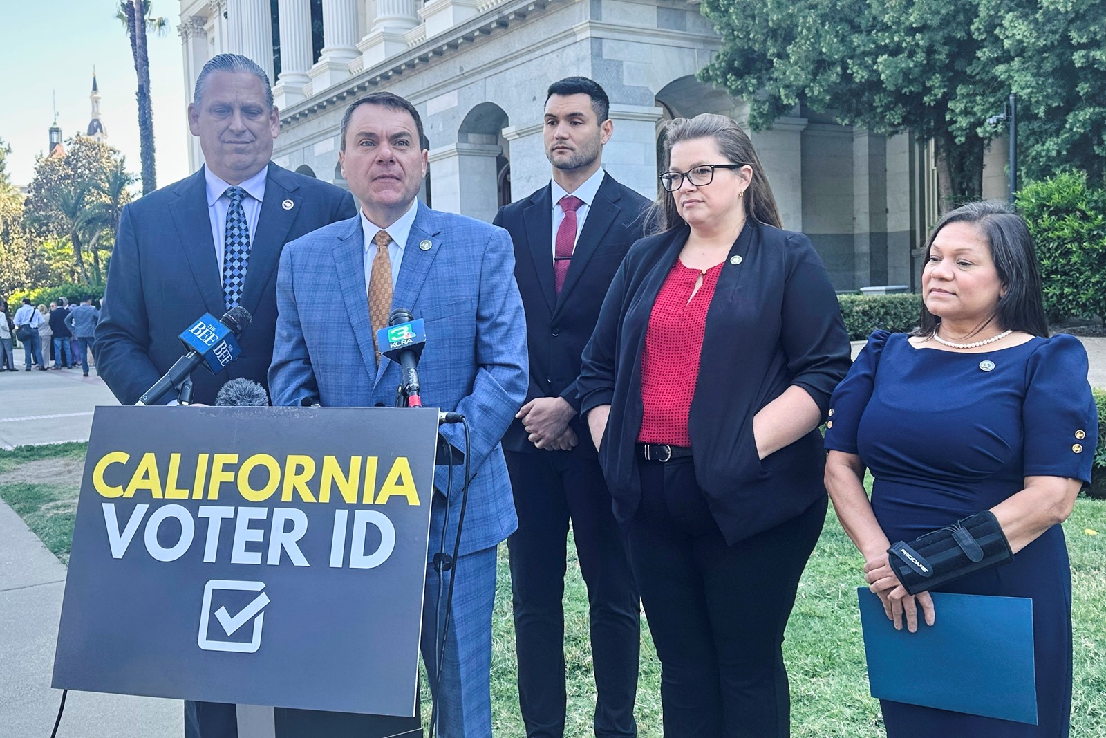 California_Voter_ID_73362--878df_1095389463.jpg