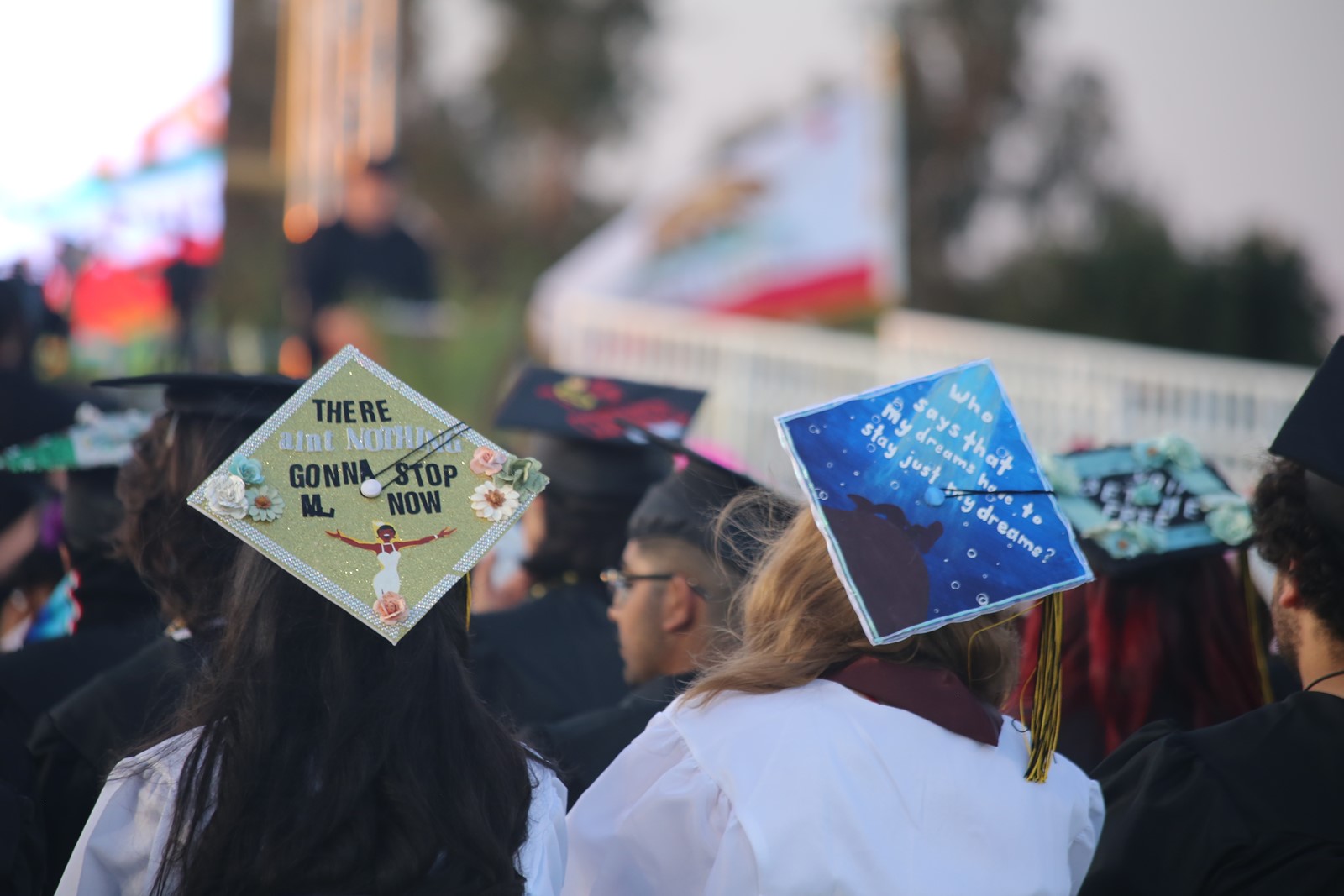 PHSGRAD-03#1_1093959752.jpg