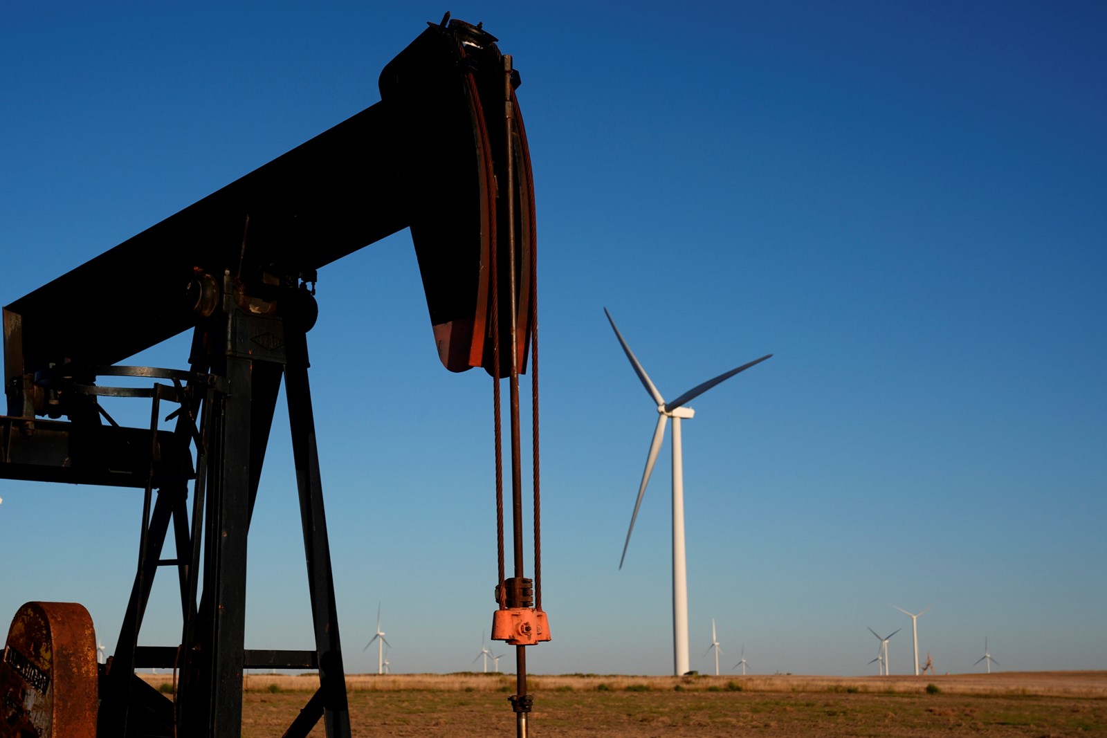 Congress_Green_Energy_Cuts_34850--a2197_1095427590.jpg