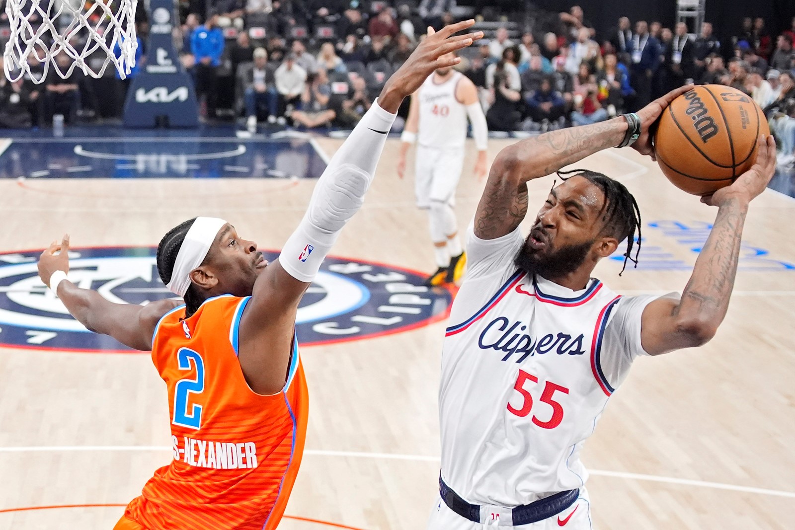 Thunder_Clippers_Basketball_66093--e2ac3_1086025863.jpg