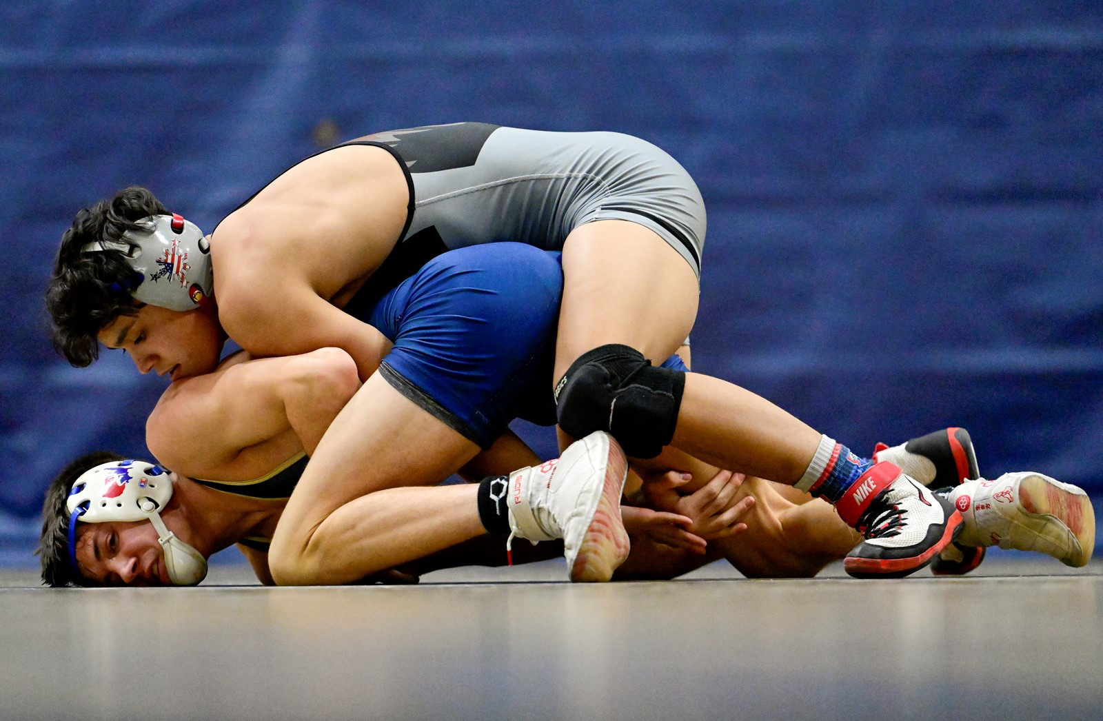 BCC-L-WRESTLE_2MJ5549_1059230517.jpg