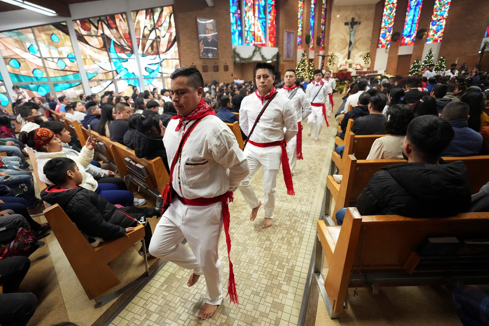 Heartland_Migration_Catholic_Festival_73475--d7484_1088913480.jpg
