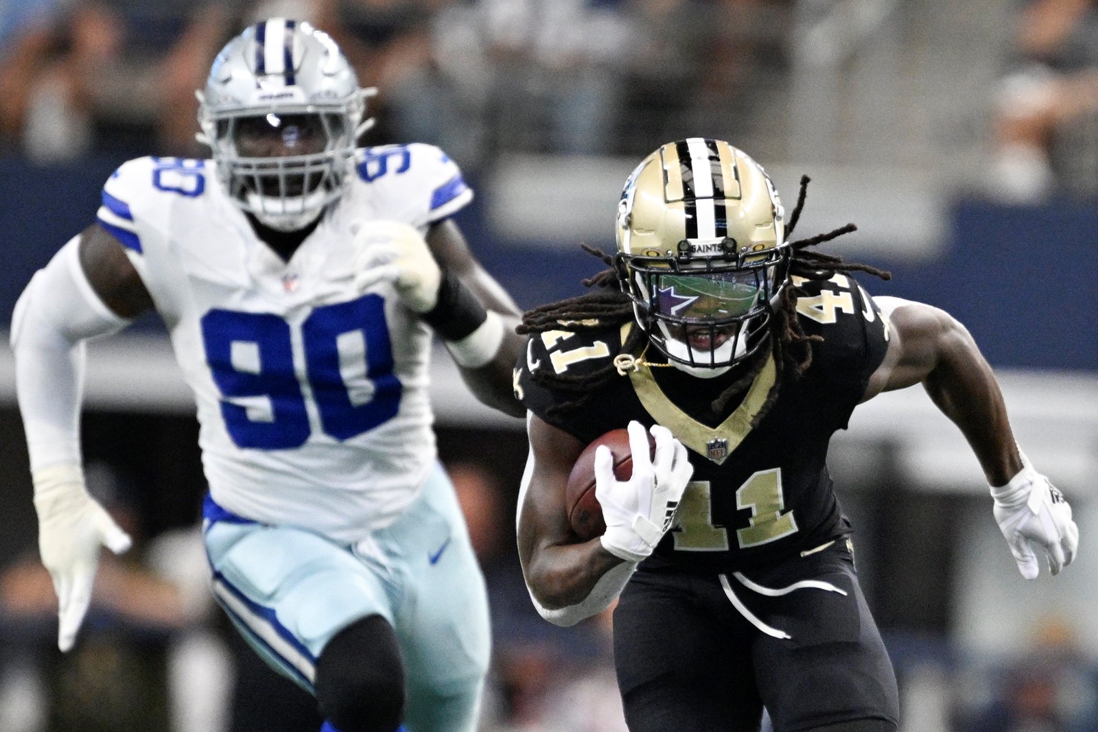 Saints_Cowboys_Football_11492--67822_1083951295.jpg