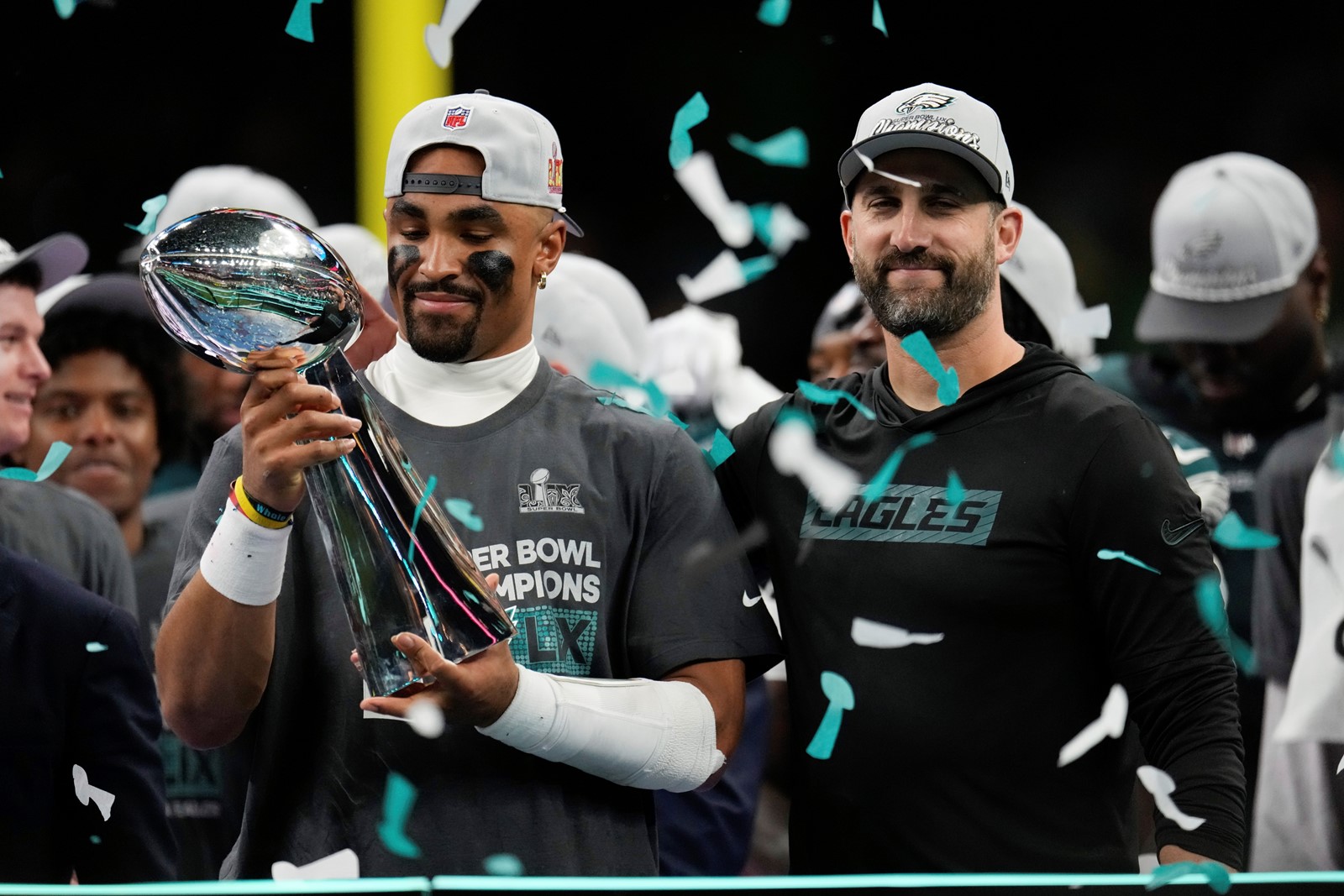Super_Bowl_Football_72196--e443d_1089622976.jpg