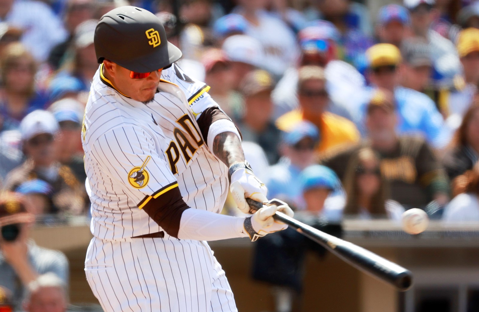 SUT-L-padres-0417-012_1094958772.jpg