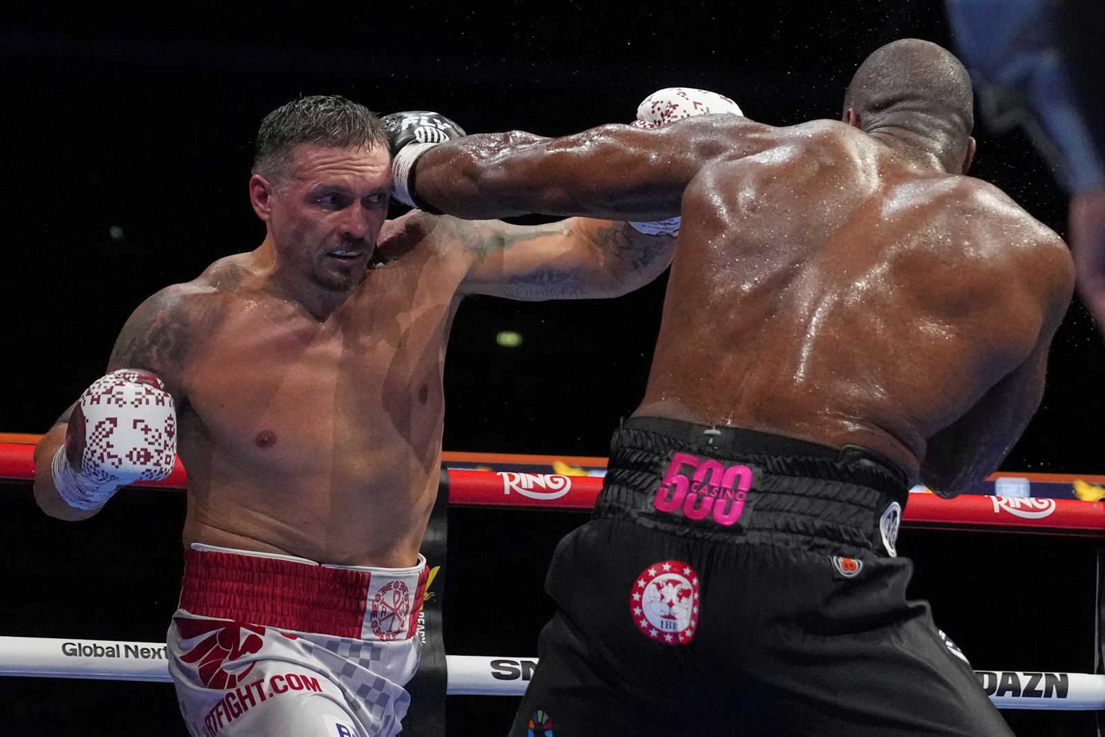 Britain_Usyk_Dubois_Boxing_27363--c0a50_1095493605.jpg