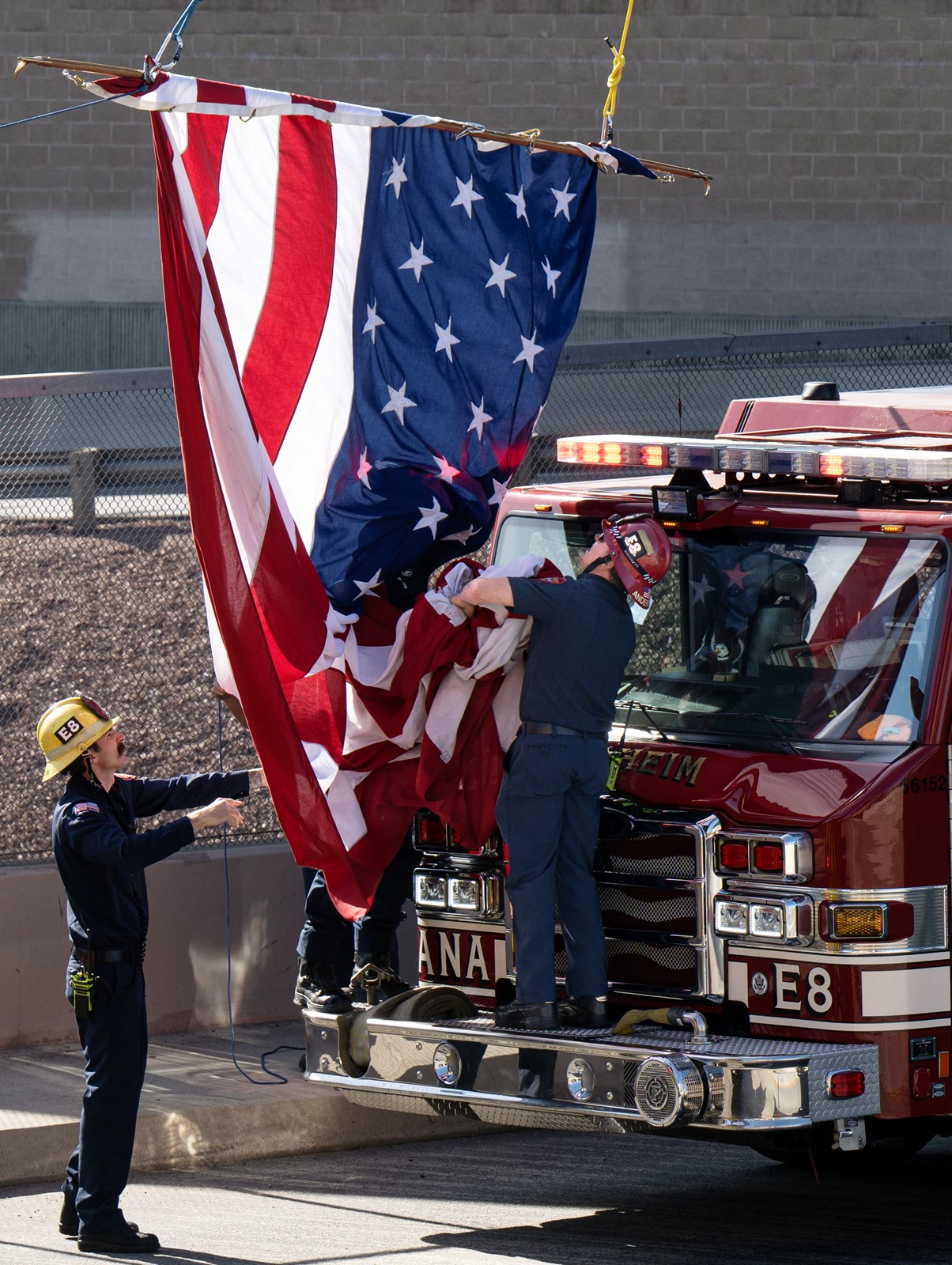 OCR-L-FIREFIGHTER-06-MS_1088375465.jpg