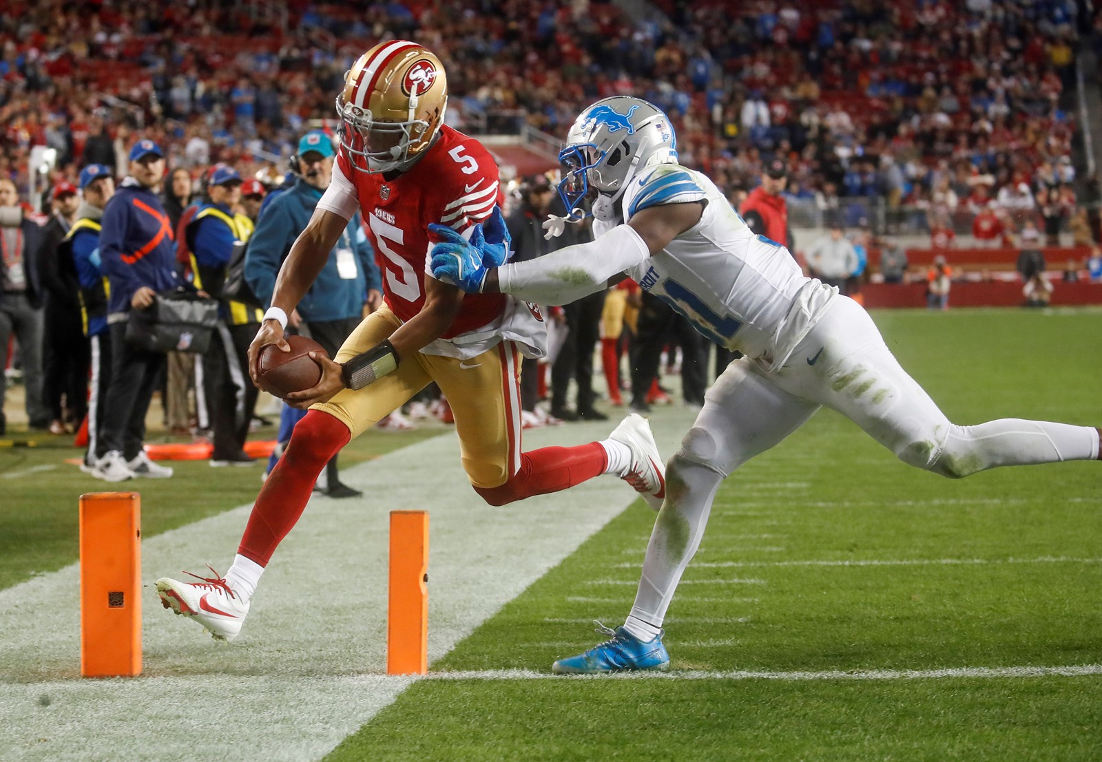 0101_NWS_BNG-L-49ERS-1231-39_217386748_1088161438.jpg