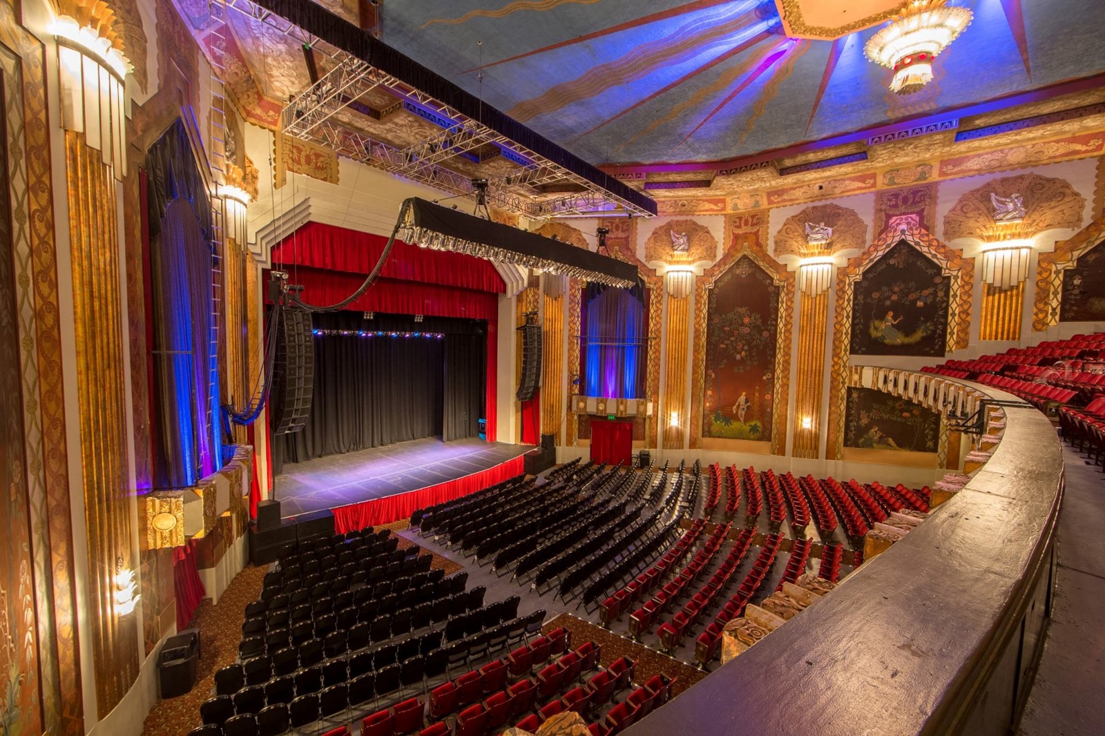 TDP-Z-Paramount-Theatre-interior-01_1094445878.jpg