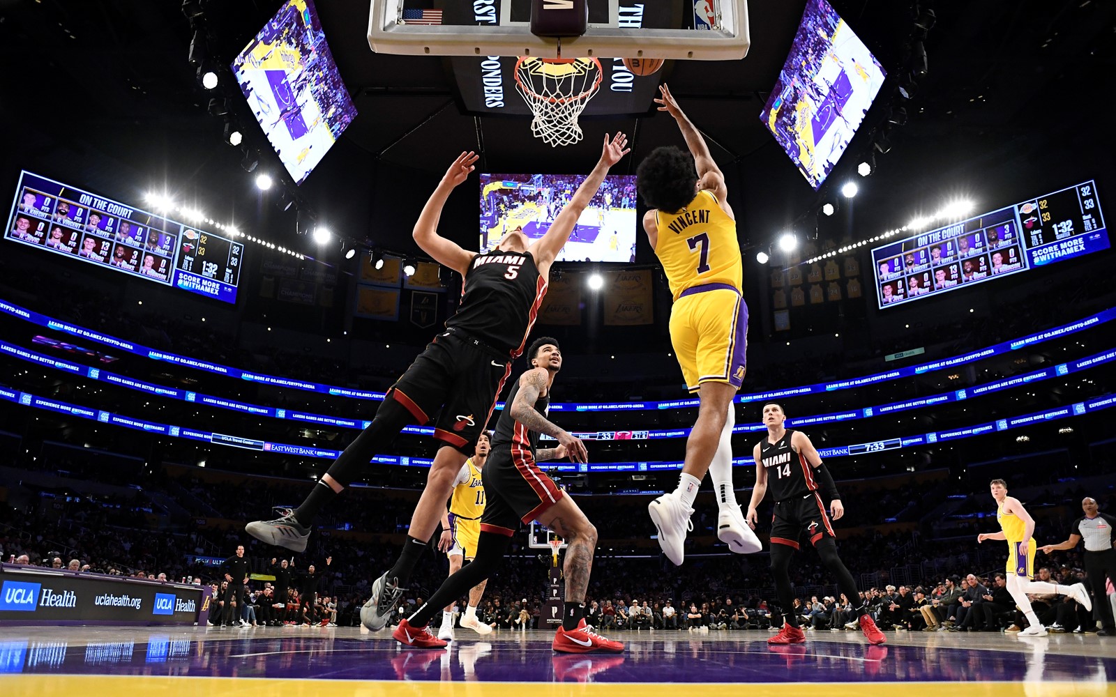 Heat_Lakers_Basketball_36905--fe589_1088784260.jpg